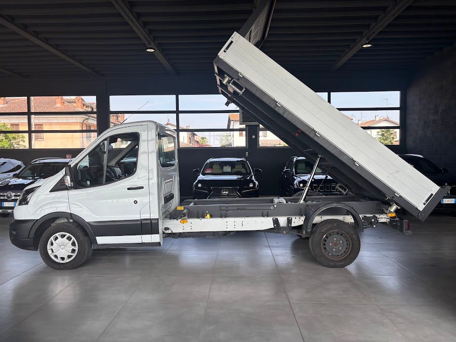 FORD Transit 350 2.0TDCI 130CV RIBALTABILE TRILATERALE 24.000KM 2024 — foto 2