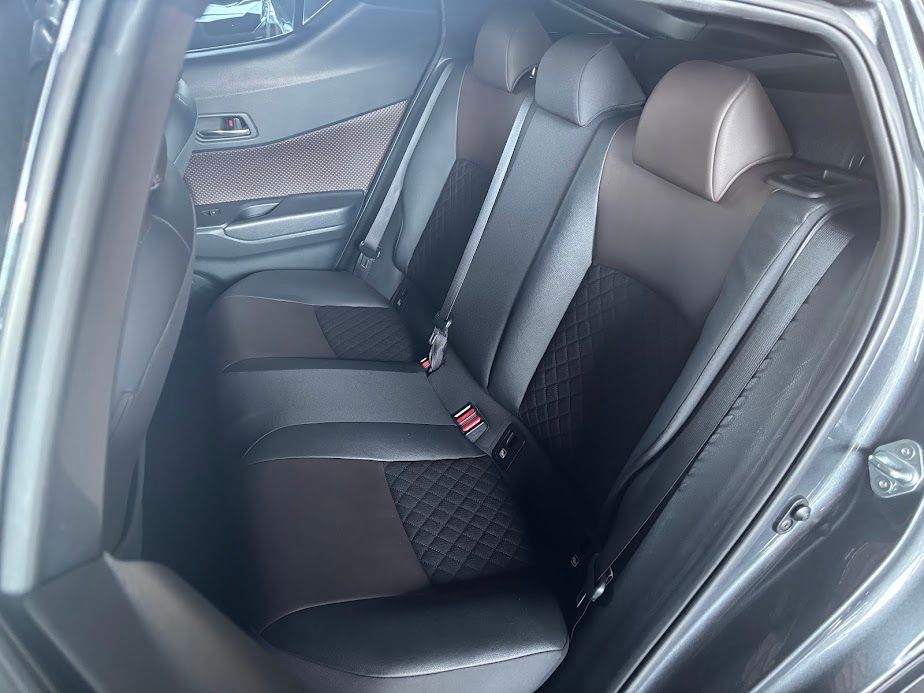Toyota C-HR 1.8h Lounge  e-cvt 2017 — foto 9