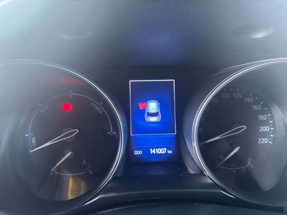 Toyota C-HR 1.8h Lounge  e-cvt 2017 — foto 15