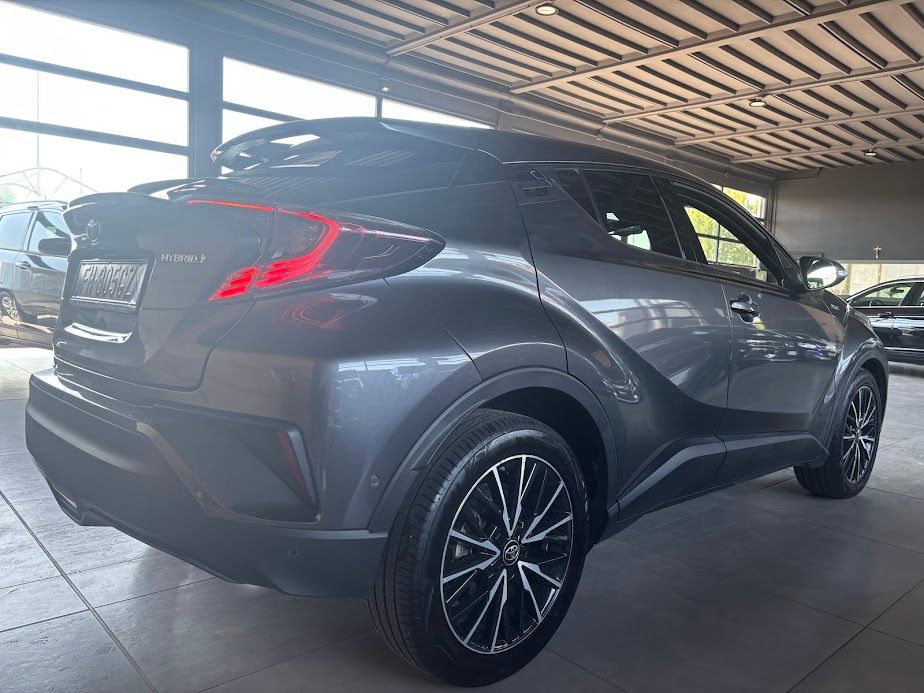 Toyota C-HR 1.8h Lounge  e-cvt 2017 — foto 4
