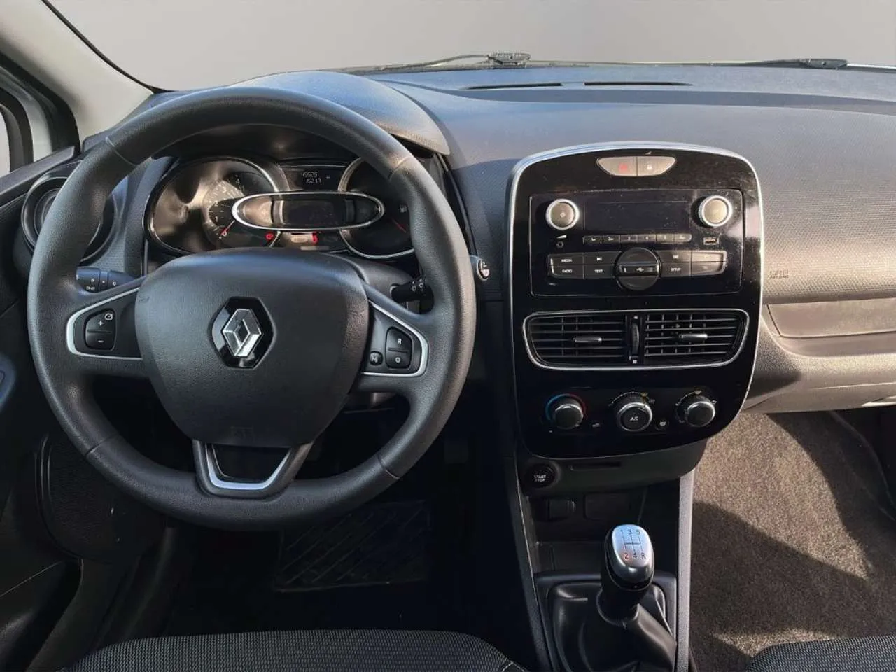 RENAULT Clio AUTOCARRO N1 2POSTI 2019 — foto 10