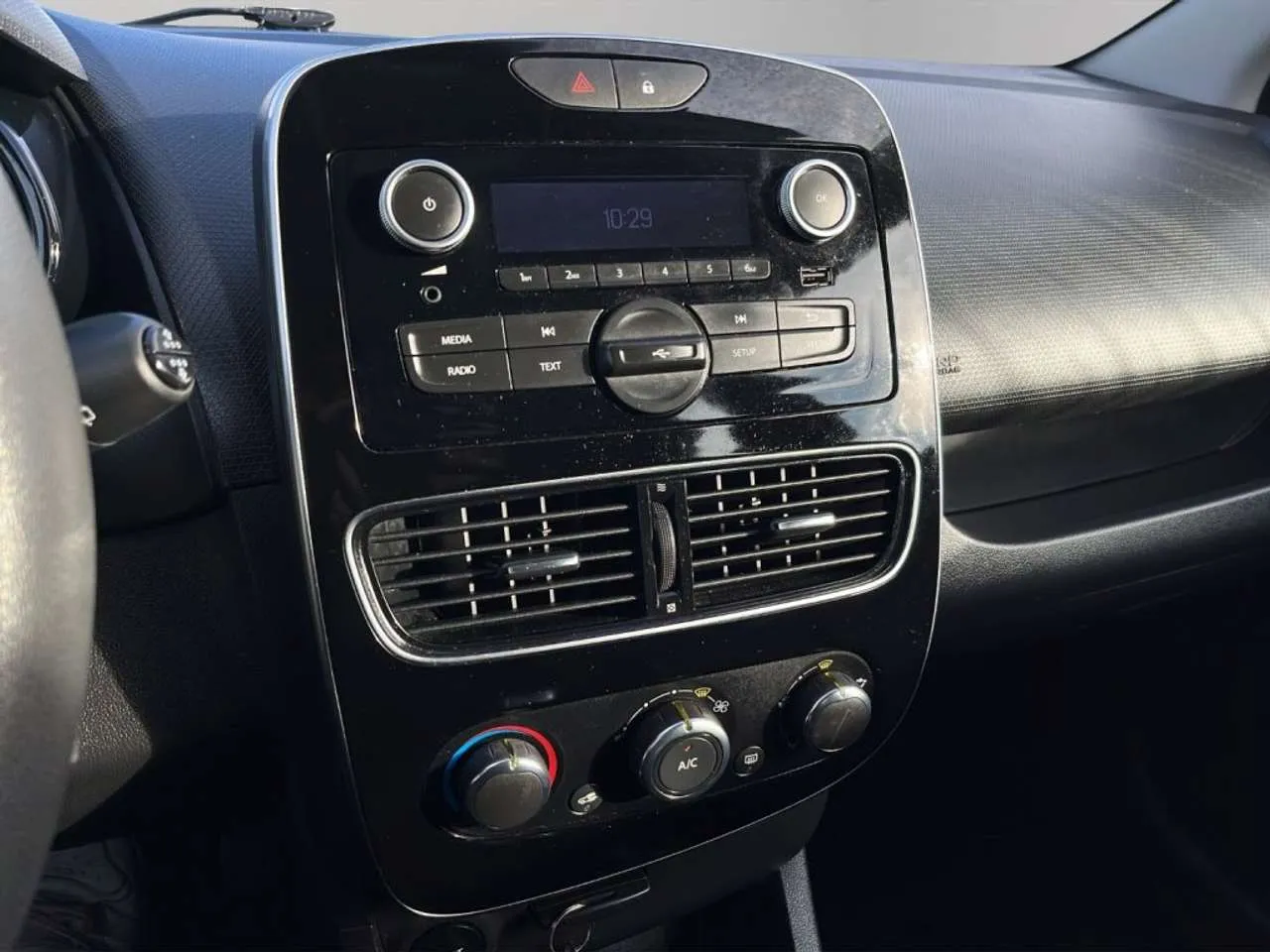 RENAULT Clio AUTOCARRO N1 2POSTI 2019 — foto 14