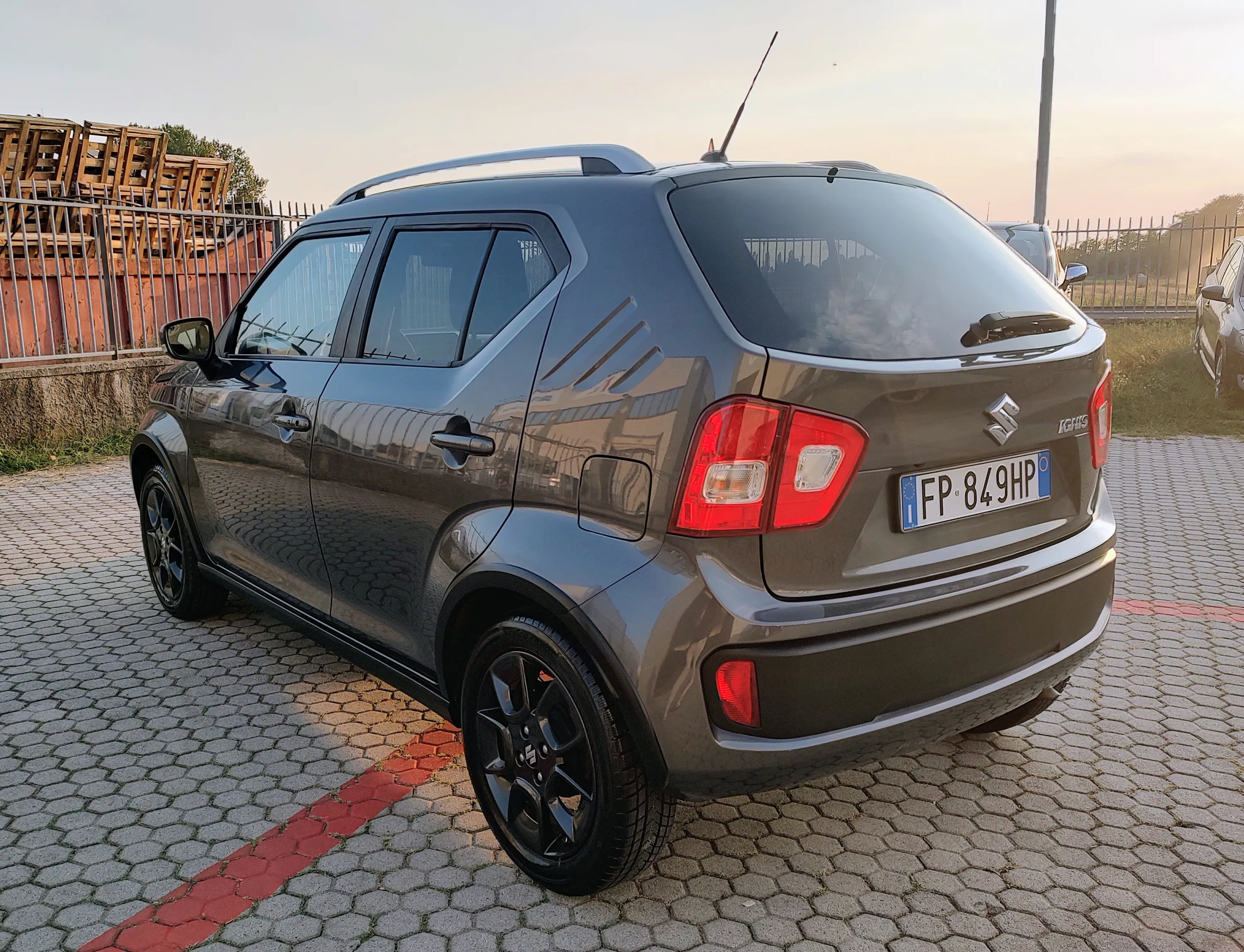 Suzuki Ignis 1.2 dualjet Top 2wd 2018 — foto 3