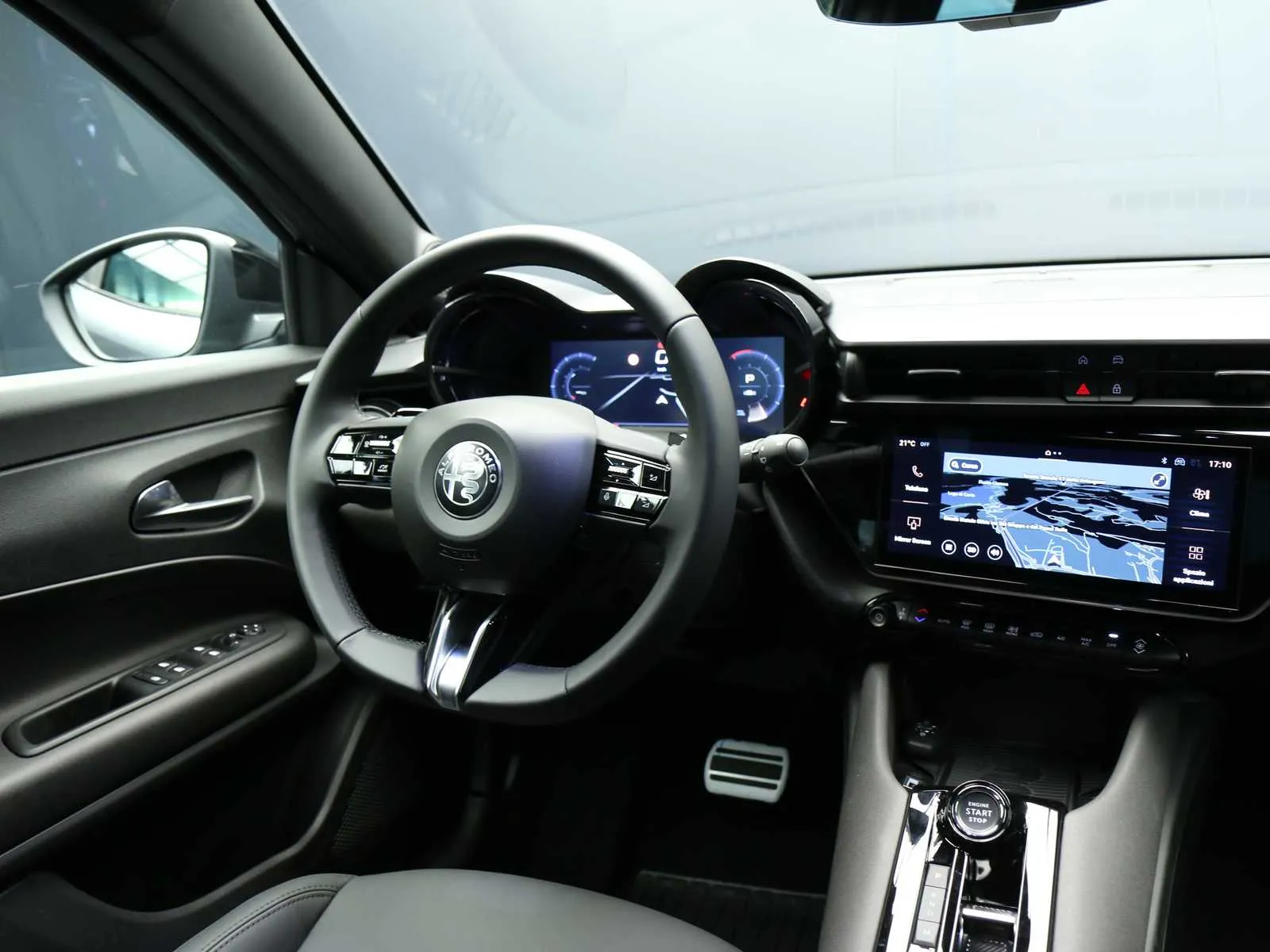 Alfa Romeo Junior 1.2 ibrida Speciale 145cv edct6 2026 — foto 14