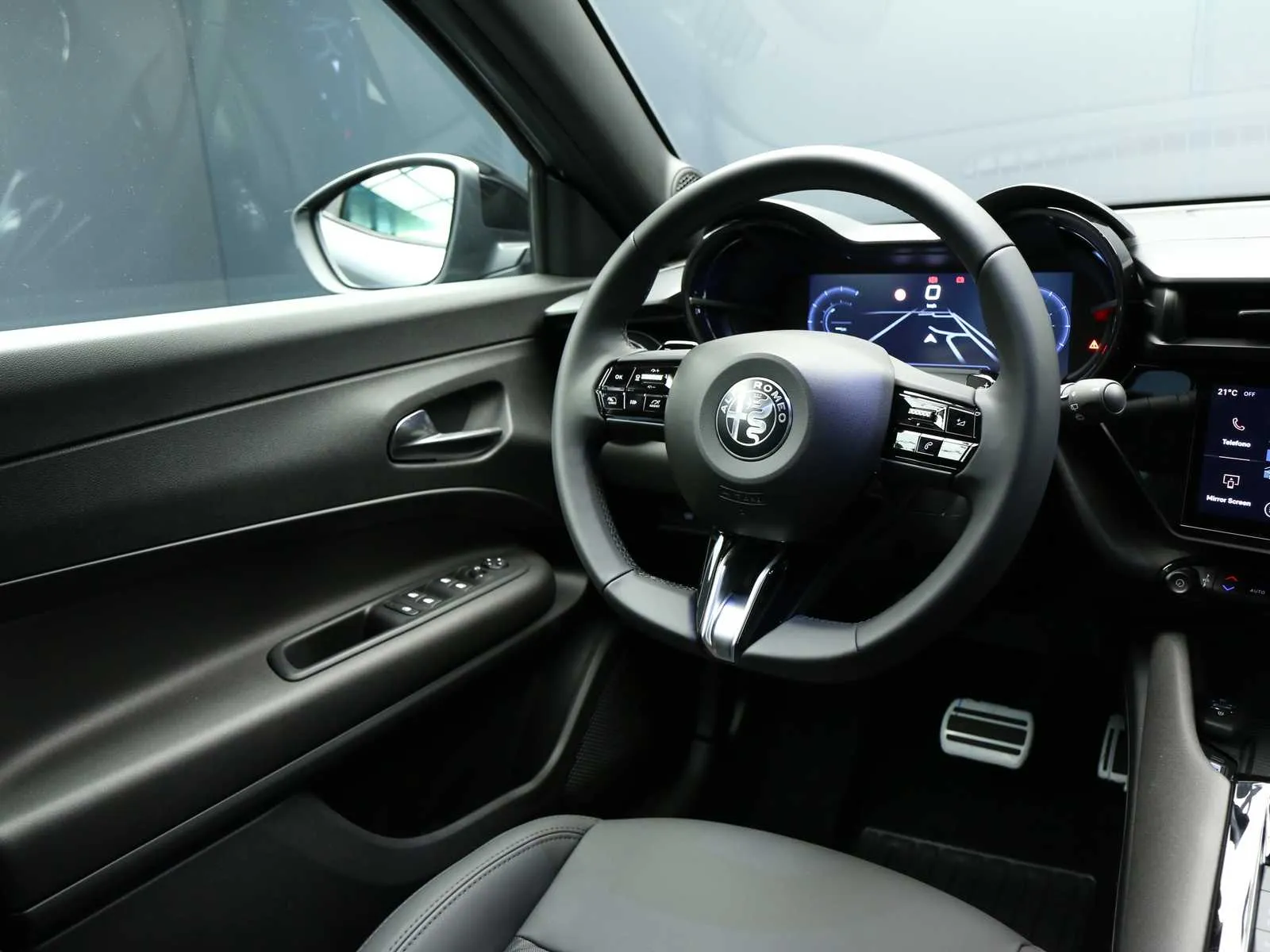 Alfa Romeo Junior 1.2 ibrida Speciale 145cv edct6 2026 — foto 16