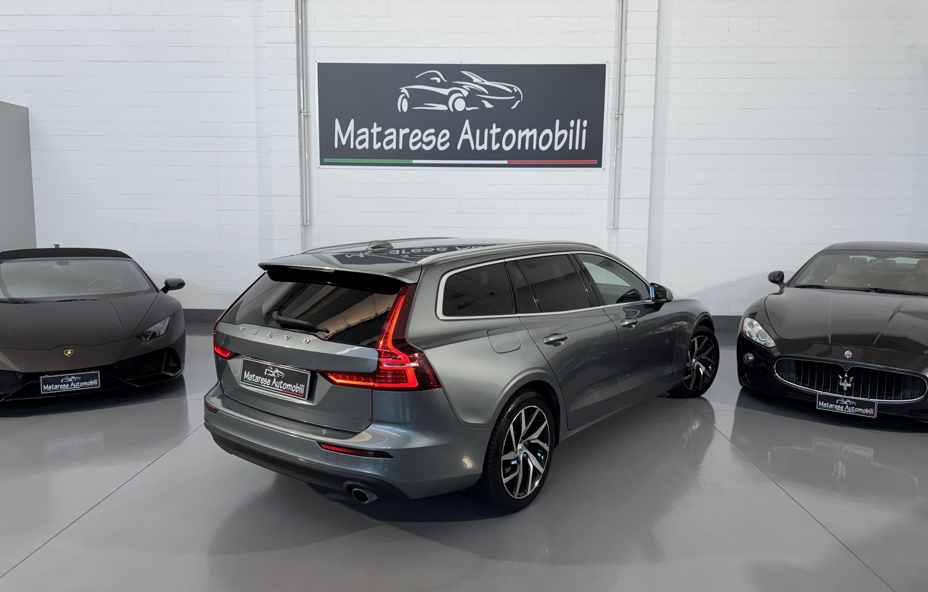 Volvo V60 d3 Business Plus 2.0cc 150cv Tagliandi ufficiali Finanziabile 2019 — foto 7