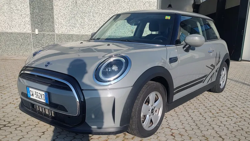 Mini 3p 1.5 Cooper Essential 2022