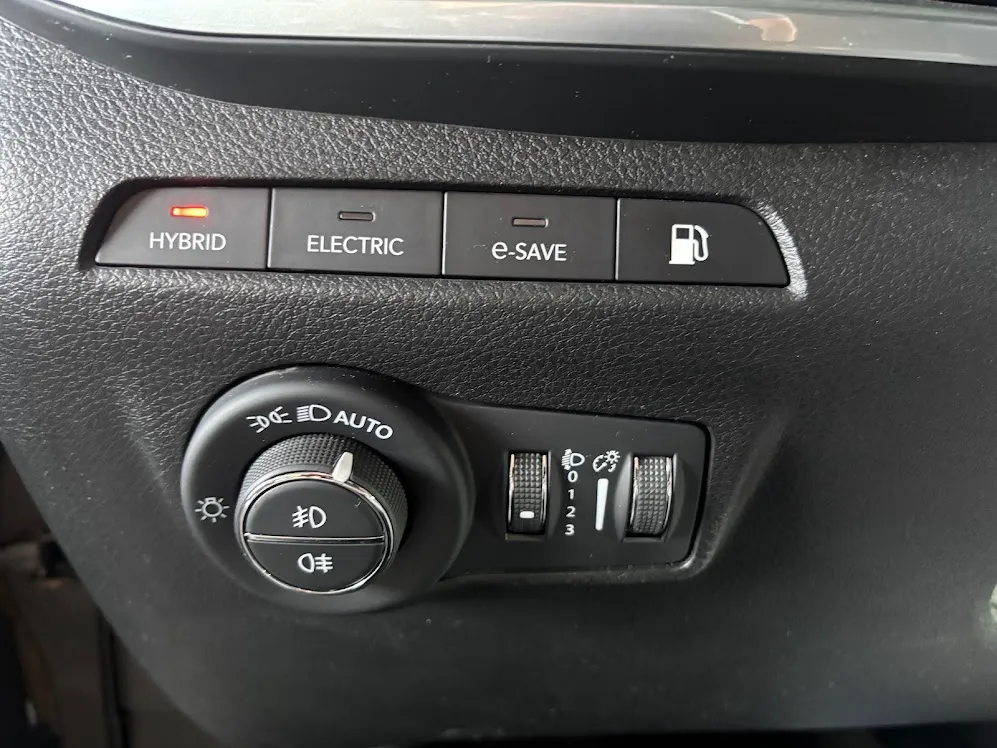 Jeep Compass 1.3 turbo t4 phev Limited 4xe auto 2021 — foto 18