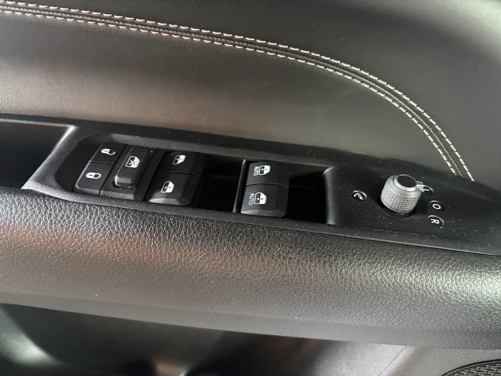 Jeep Compass 1.3 turbo t4 phev Limited 4xe auto 2021 — foto 19