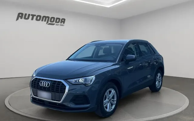 Audi Q3 35 2.0 tdi Business s-tronic