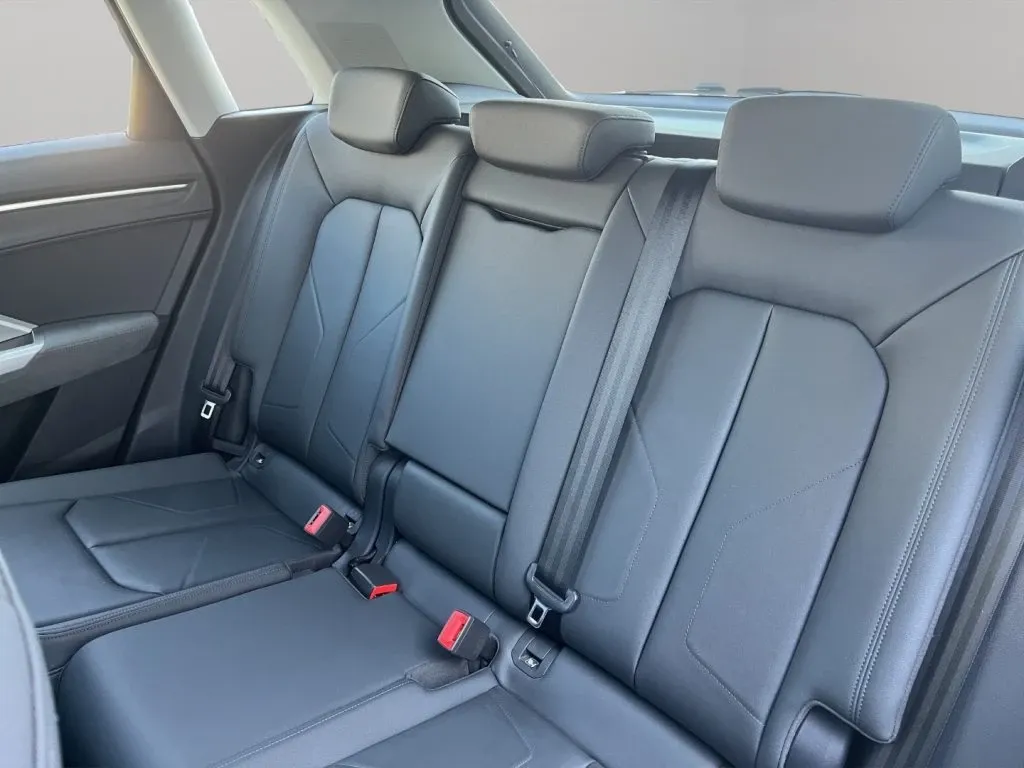 Audi Q3 35 2.0 tdi Business s-tronic 2022 — foto 8