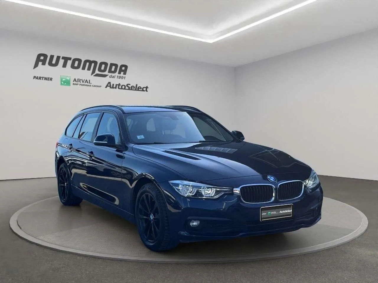 BMW 318 d Touring 150CV 2017 — foto 3