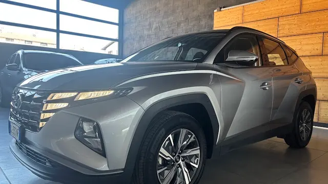 Hyundai Tucson 1.6 hev Xline