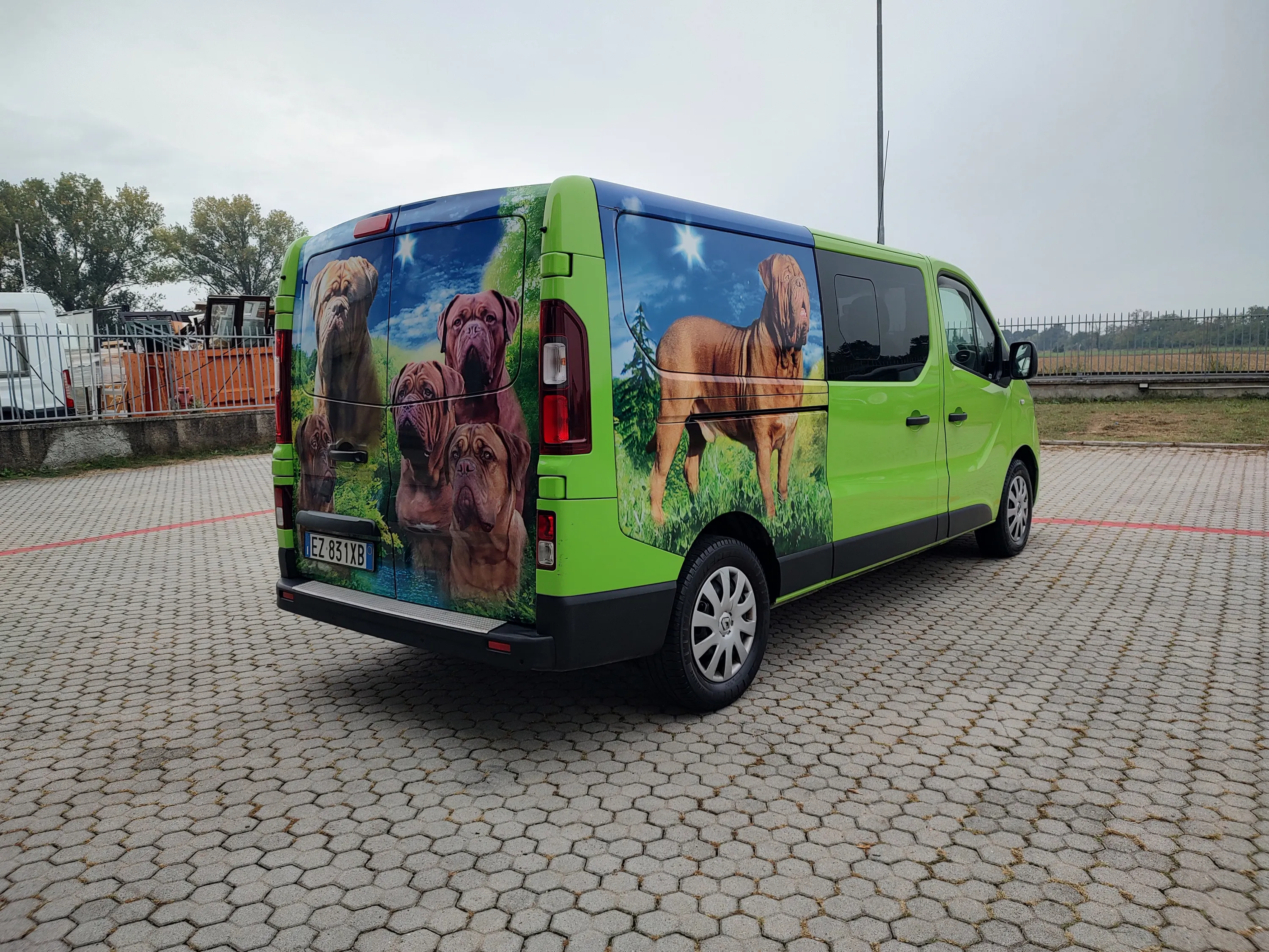 Renault trafic passenger T29 1.6 dci 120cv L2H1 Privil. Heavy E5b+ 2015 — foto 4