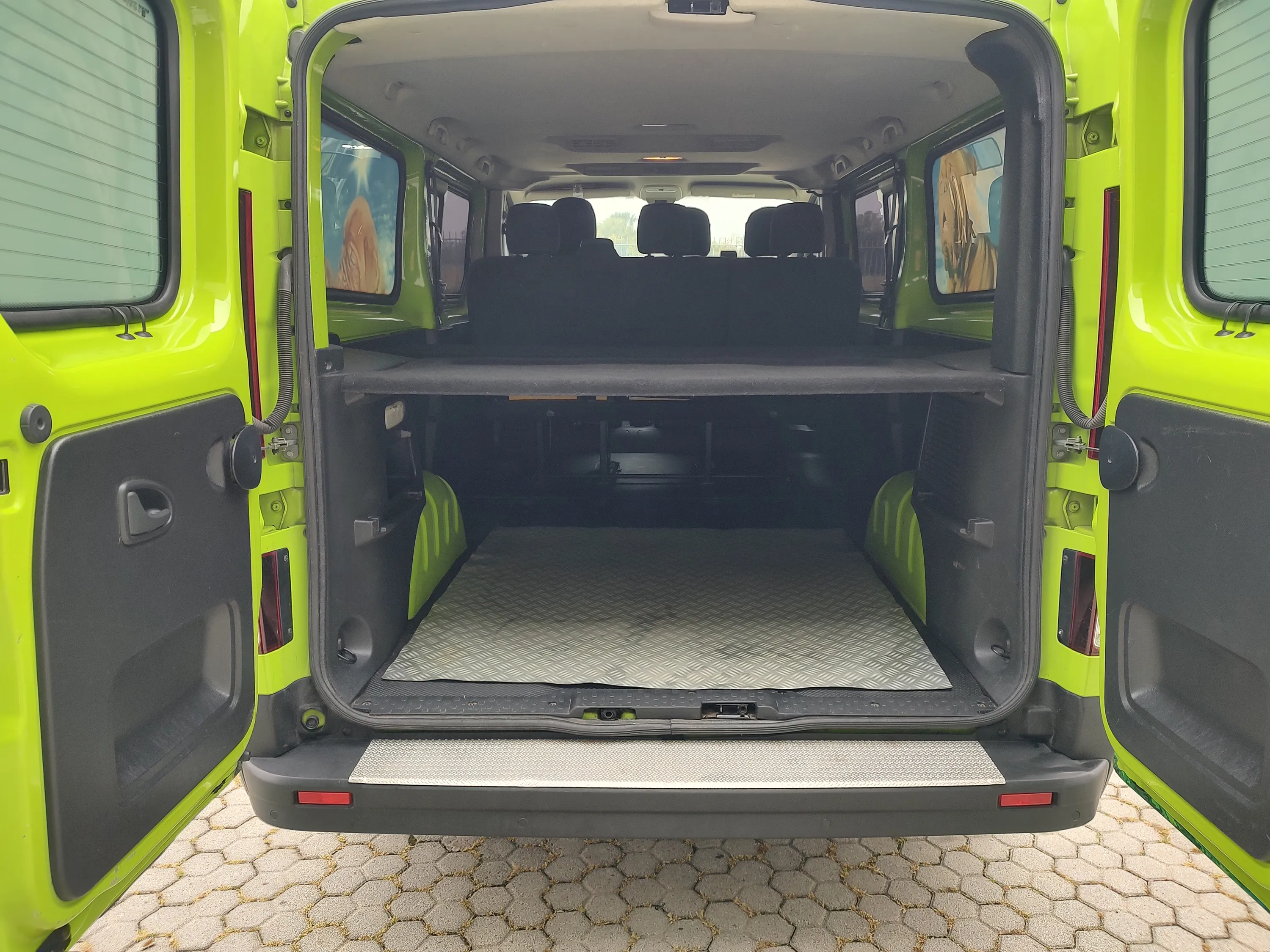 Renault trafic passenger T29 1.6 dci 120cv L2H1 Privil. Heavy E5b+ 2015 — foto 8