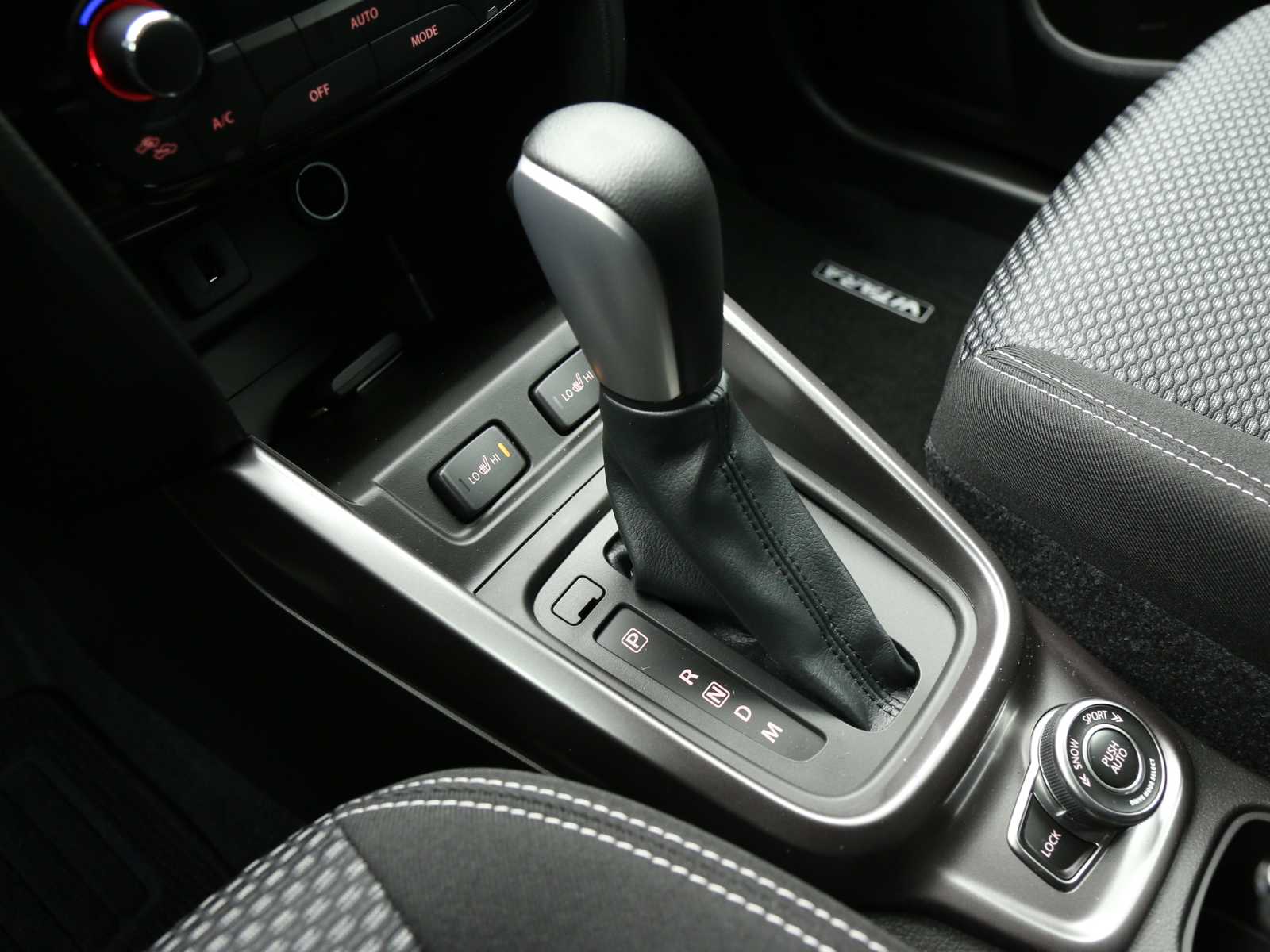 Suzuki Vitara 1.4h Cool+ 4wd allgrip 110cv at 2026 — foto 29