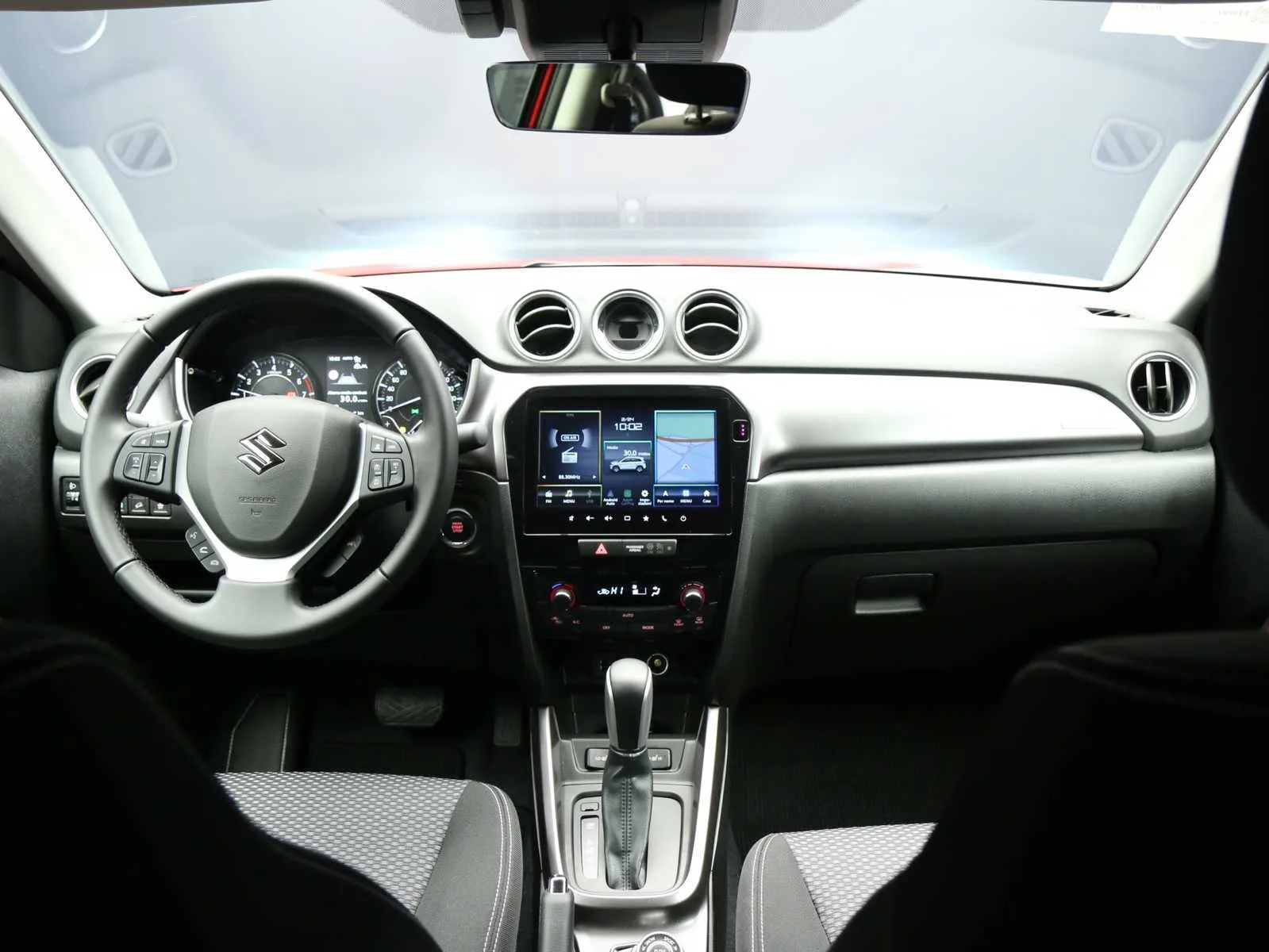 Suzuki Vitara 1.4h Cool+ 4wd allgrip 110cv at 2026 — foto 12
