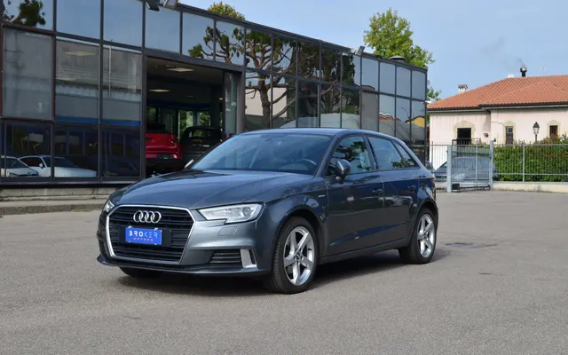 Audi A3 Sportback 1.4 tfsi g-tron Sport 110cv