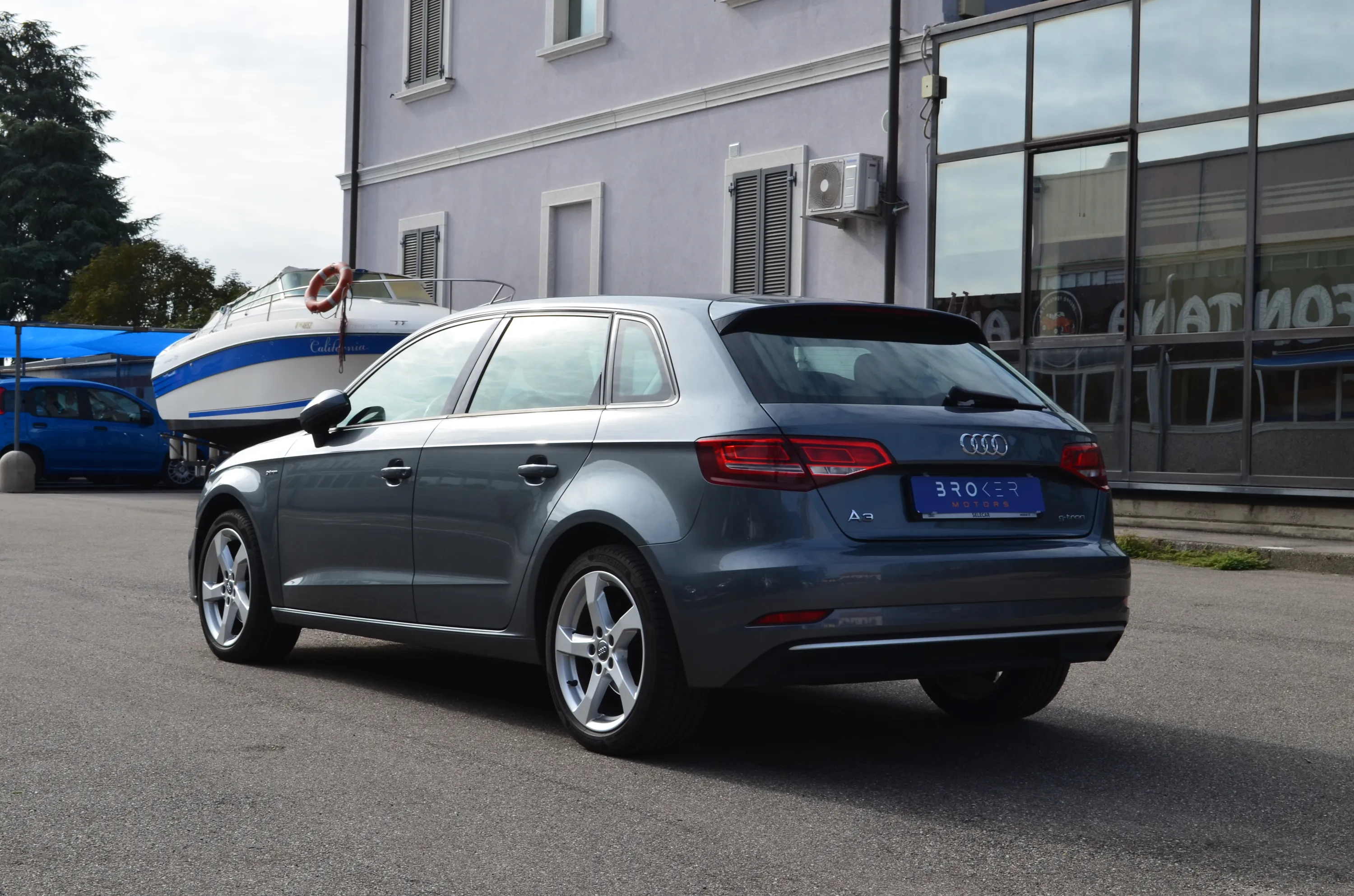 Audi A3 Sportback 1.4 tfsi g-tron Sport 110cv 2018 — foto 4