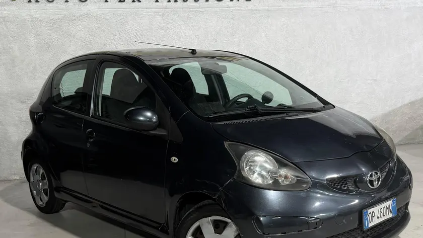Toyota Benzina Neopatentati 5 Porte 2008