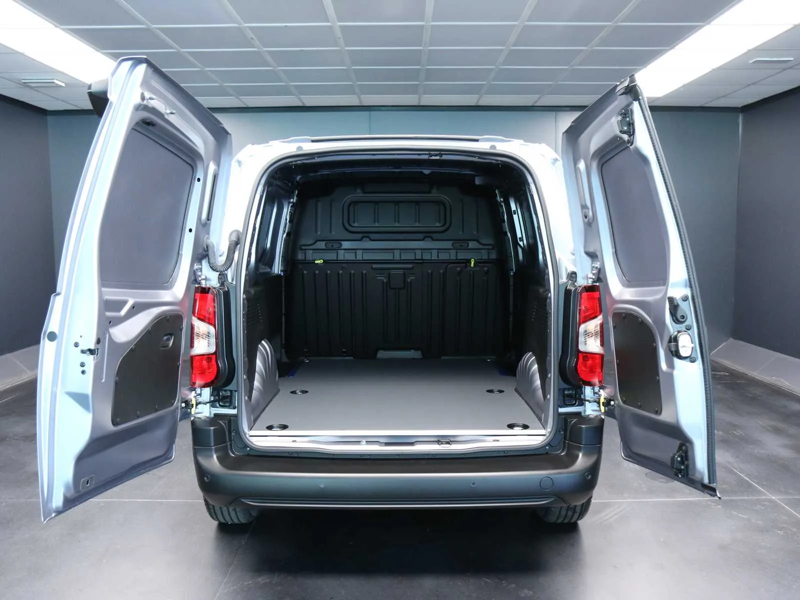Citroen Berlingo van M 1.5 bluehdi 100cv S&S Serie Speciale XTR 2026 — foto 16