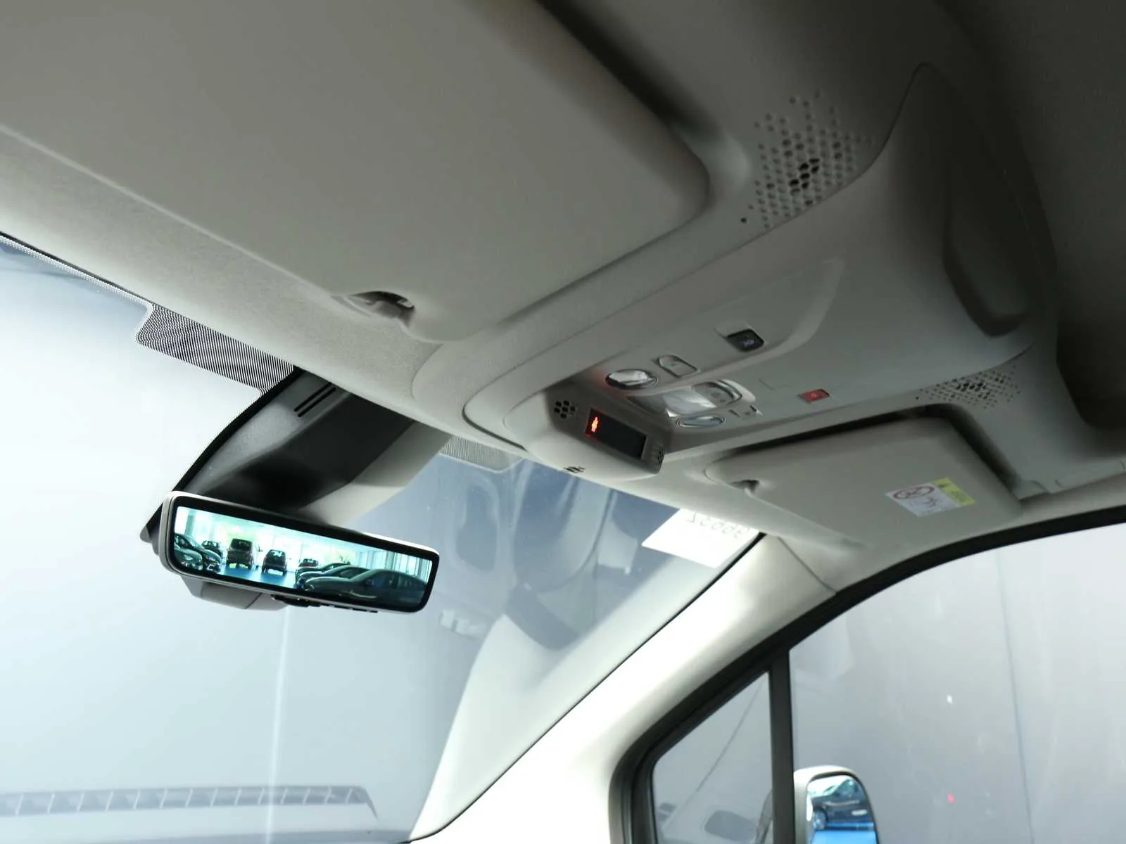 Citroen Berlingo van M 1.5 bluehdi 100cv S&S Serie Speciale XTR 2026 — foto 23