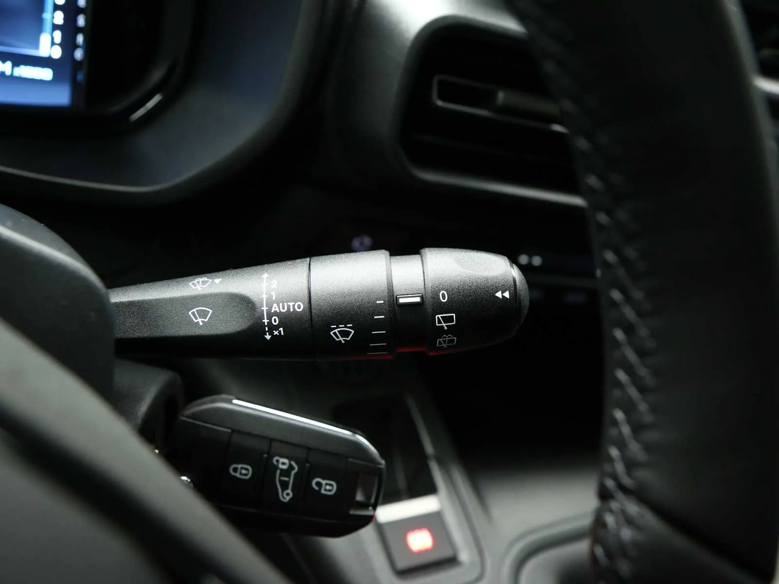 Citroen Berlingo van M 1.5 bluehdi 100cv S&S Serie Speciale XTR 2026 — foto 30