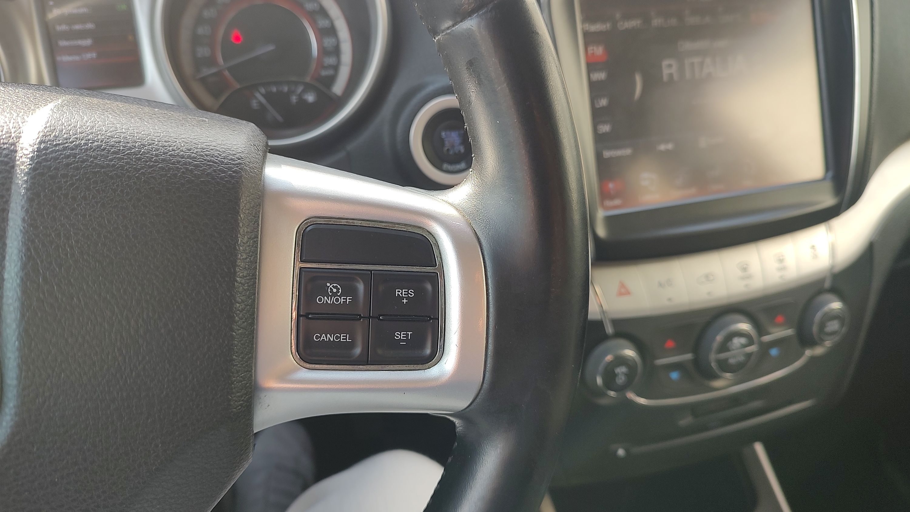 Fiat Freemont 2.0 mjt 16v Urban 170cv 2012 — foto 15