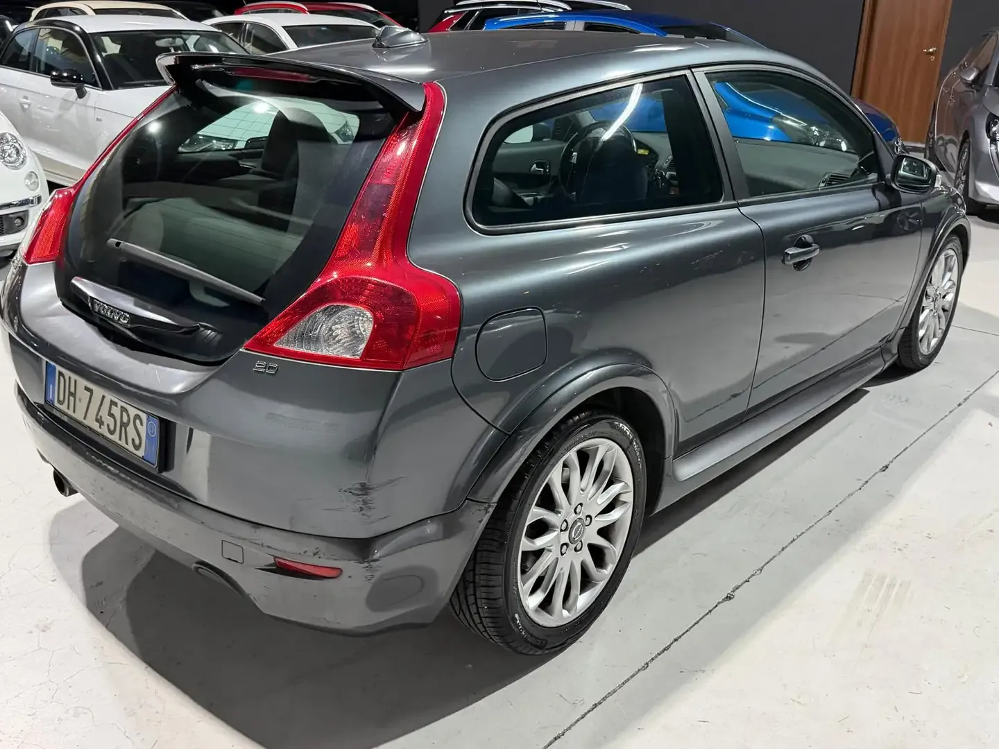 Volvo C30 2.0 Momentum 145cv 2007 — foto 6