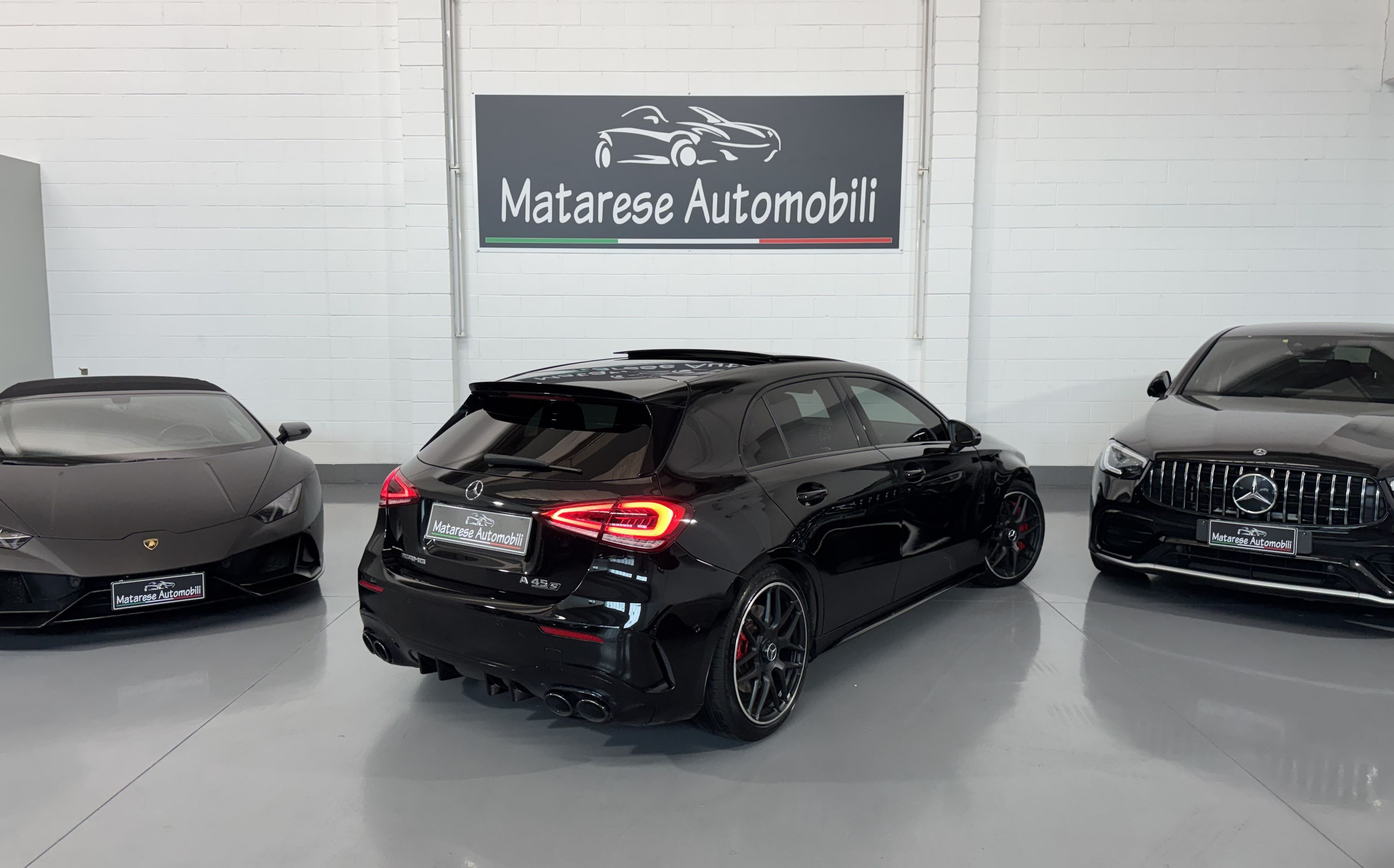 Mercedes A45s AMG Turbo 4Matic+ 2.0cc 421cv Tetto apribile Sedili a guscio  Block shaft 2020 — foto 4
