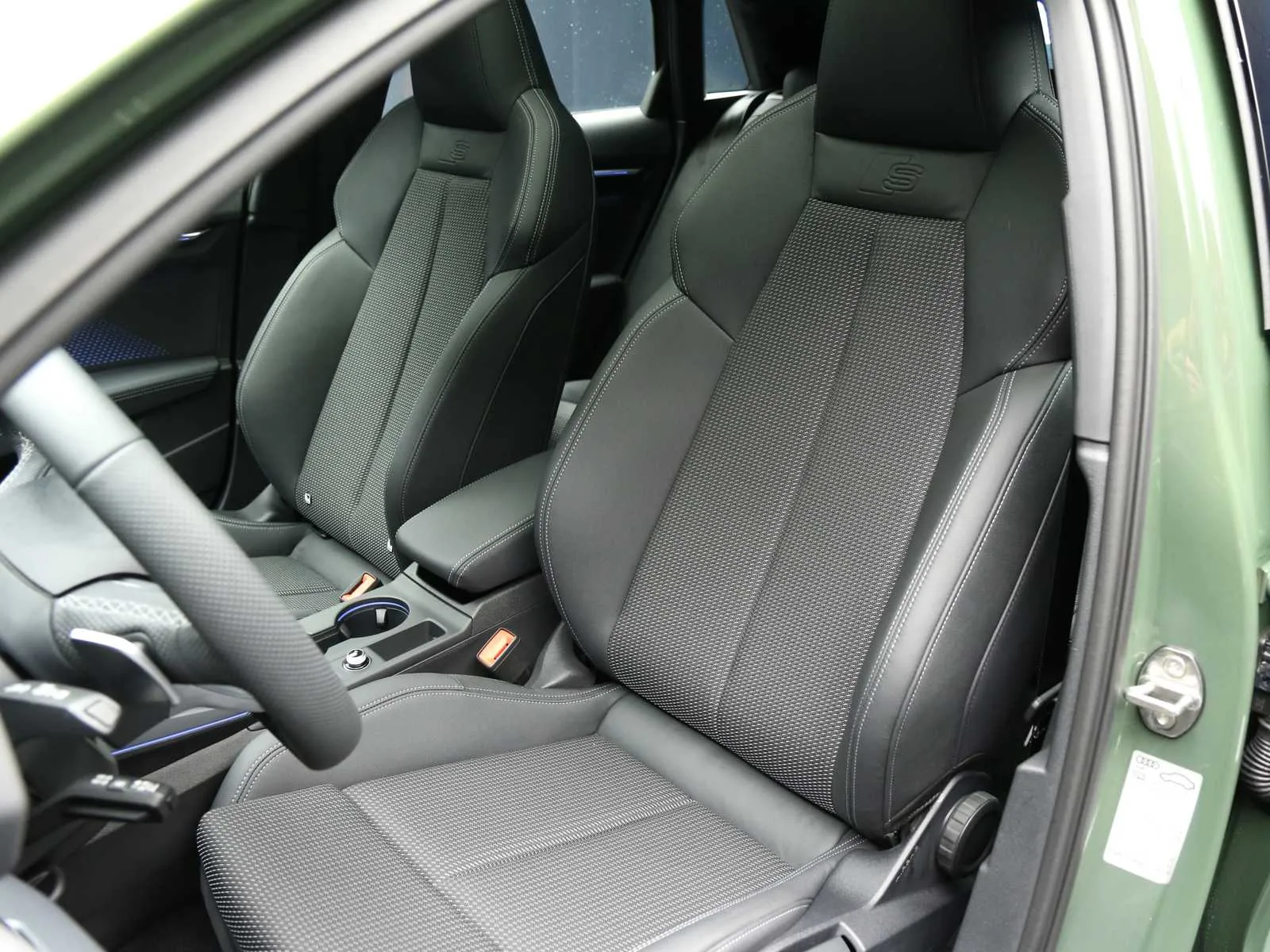 Audi A3 Sportback 1.5 tfsi mhev S line 150cv s-tronic 2026 — foto 34