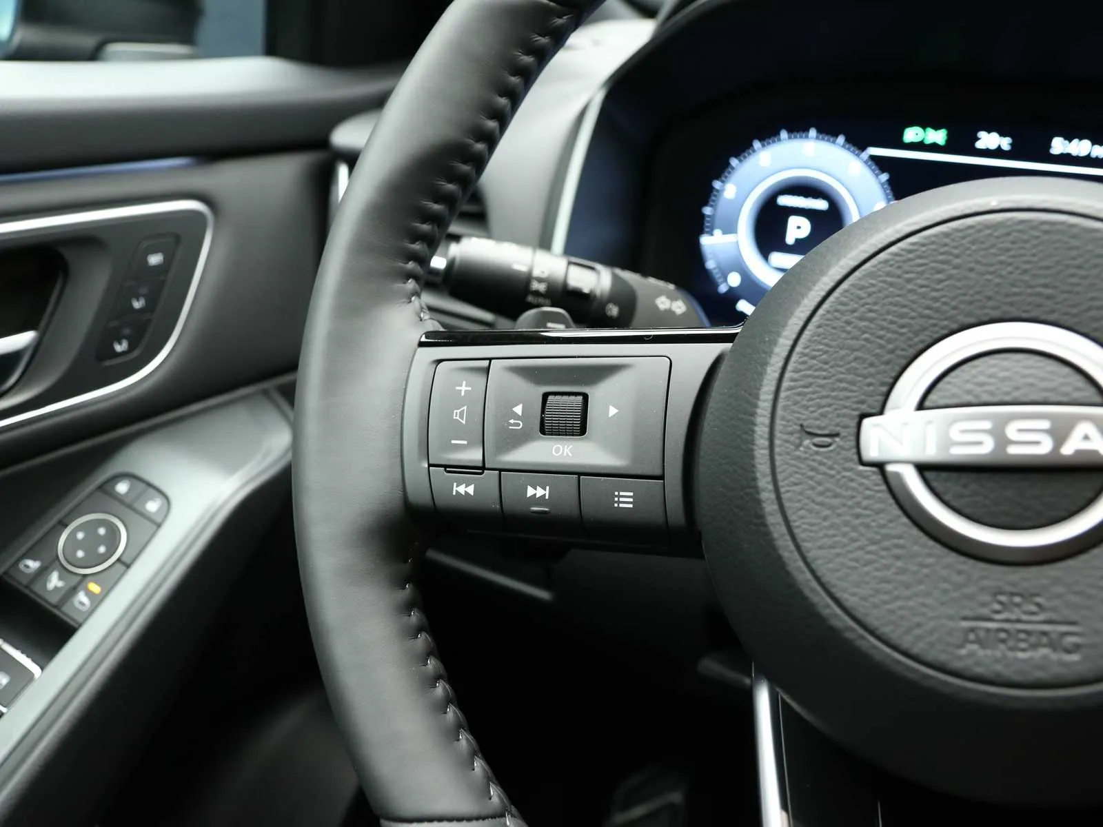 Nissan Qashqai 1.3 mhev Tekna 2wd 158cv xtronic 2026 — foto 36