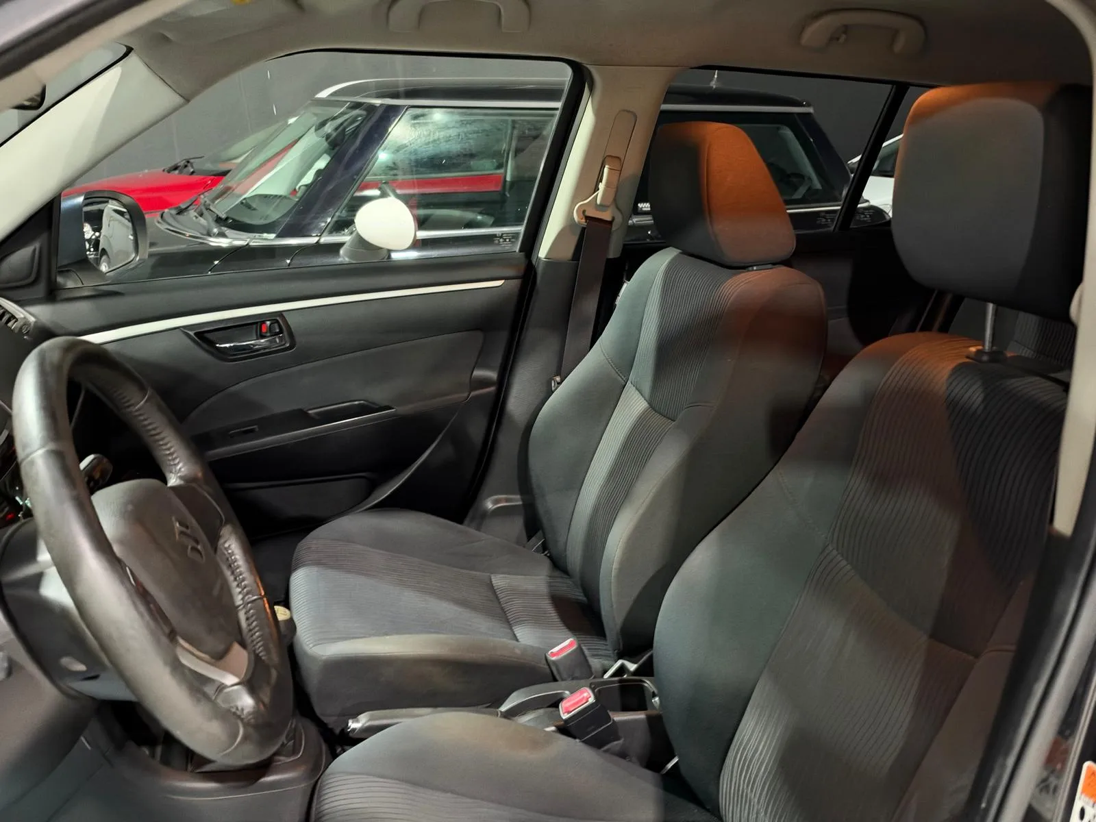 Suzuki Swift 4x4 Benzina Neopatentati 2011 — foto 11