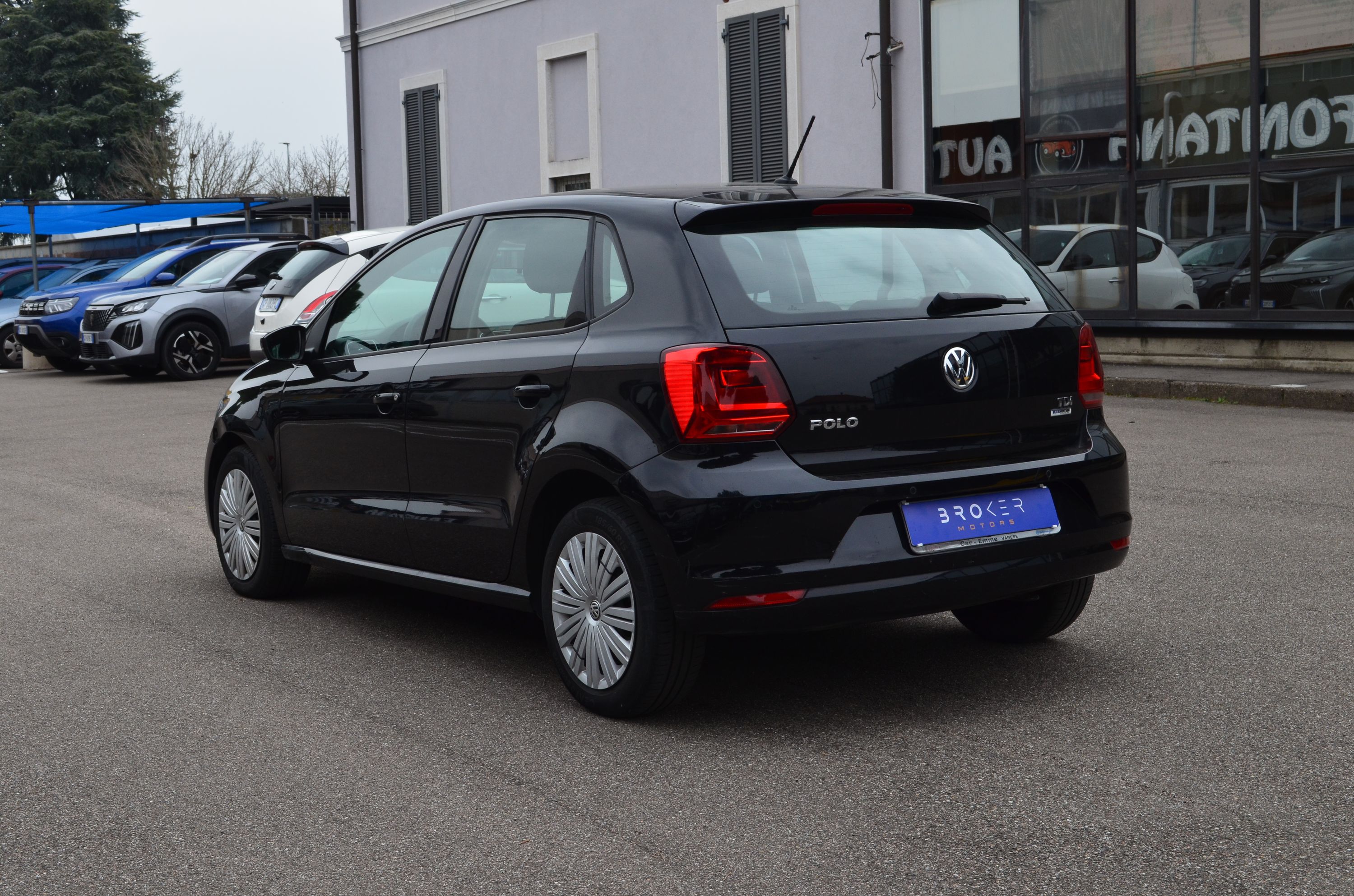 Volkswagen Polo 5p 1.4 tdi Comfortline 75cv 2016 — foto 2