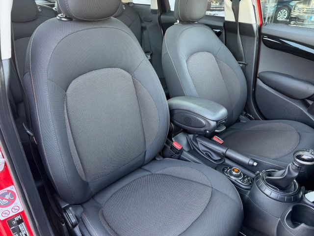Mini Mini 1.5 Cooper D Hype 5p auto 2016 — foto 9