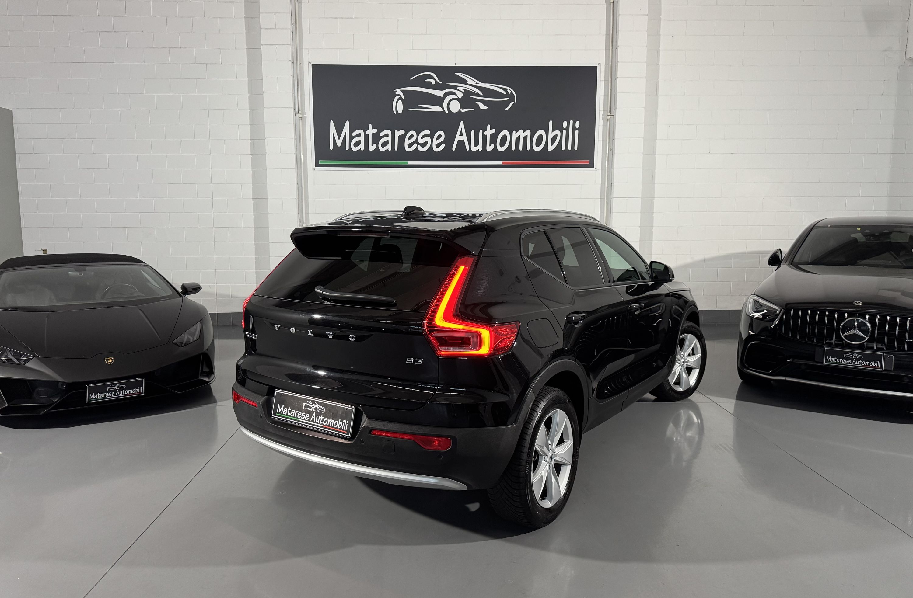 Volvo XC40 B3 MILD HYBRID CORE auto 2.0cc 163cv CarPlay Finanziabile 2025 — foto 7