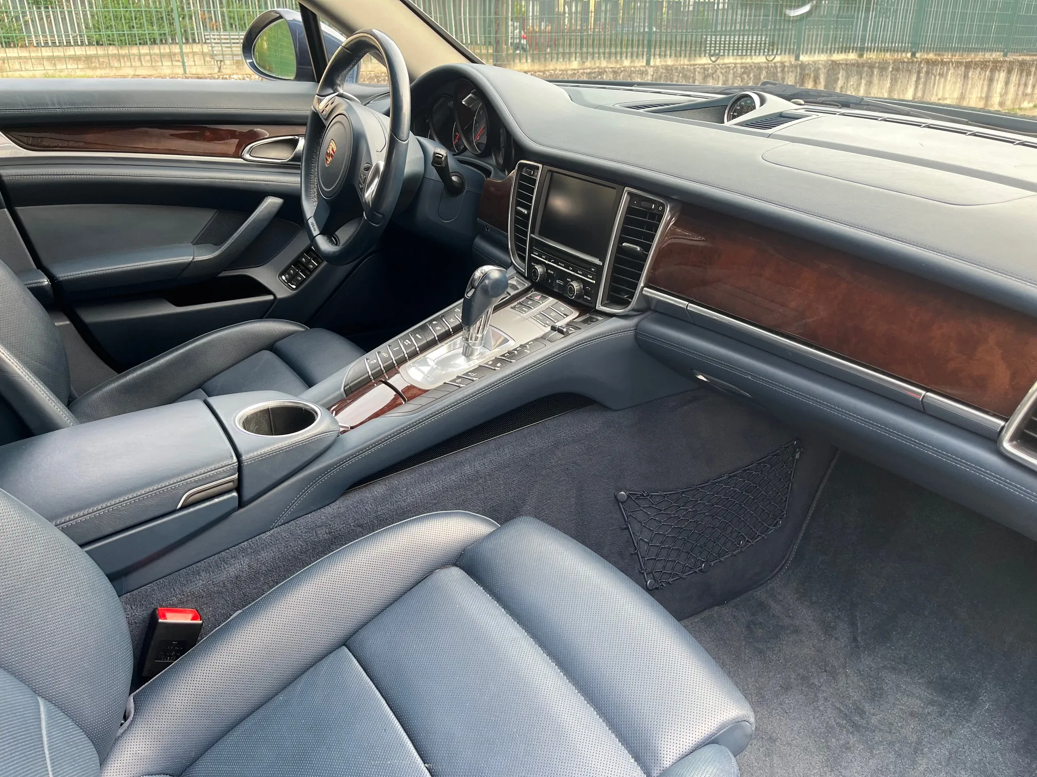 Porsche Panamera 4.8 4S 2010 — foto 11