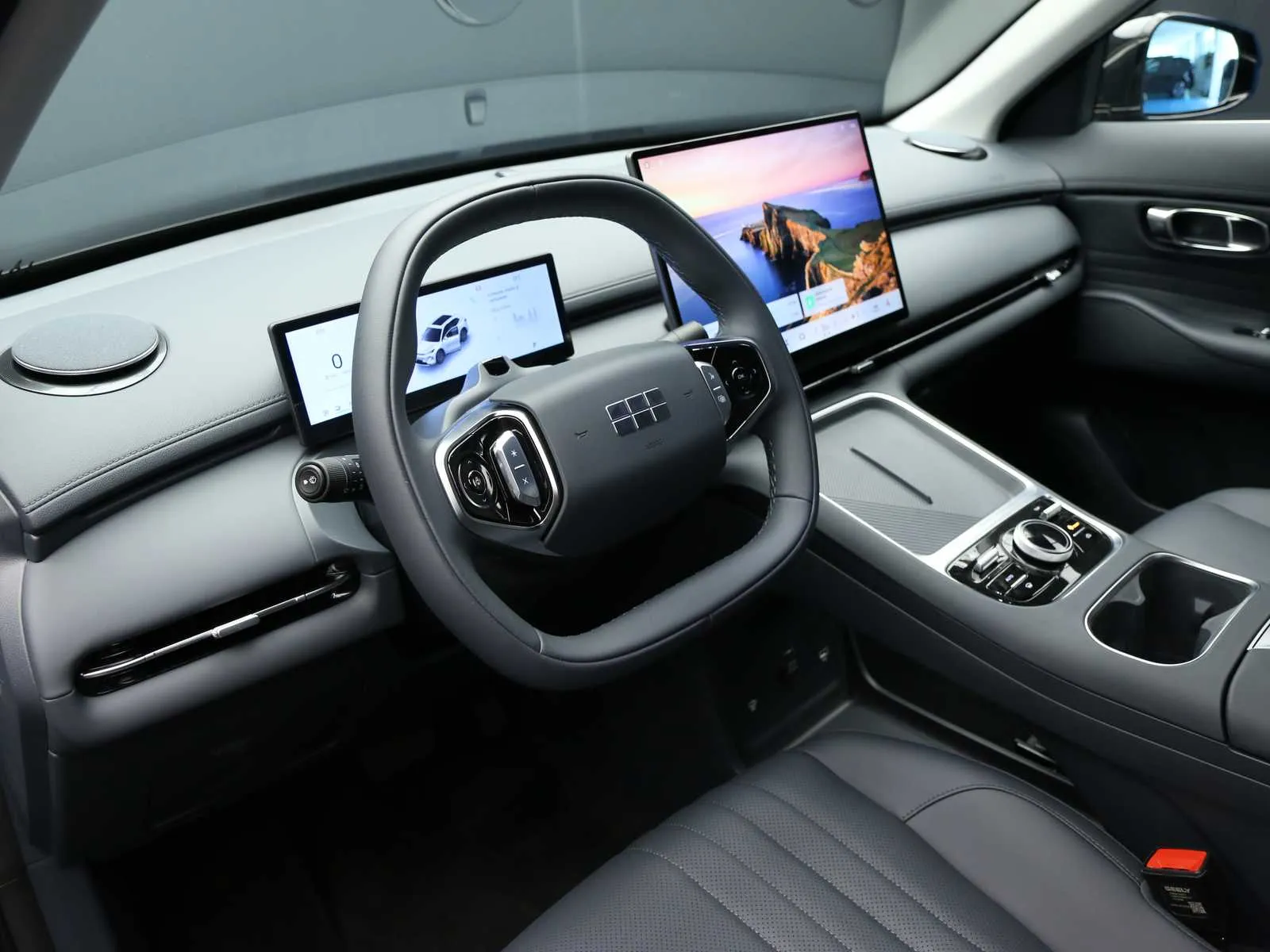 Geely Starray EM-i 1.5 phev Pro 2026 — foto 15