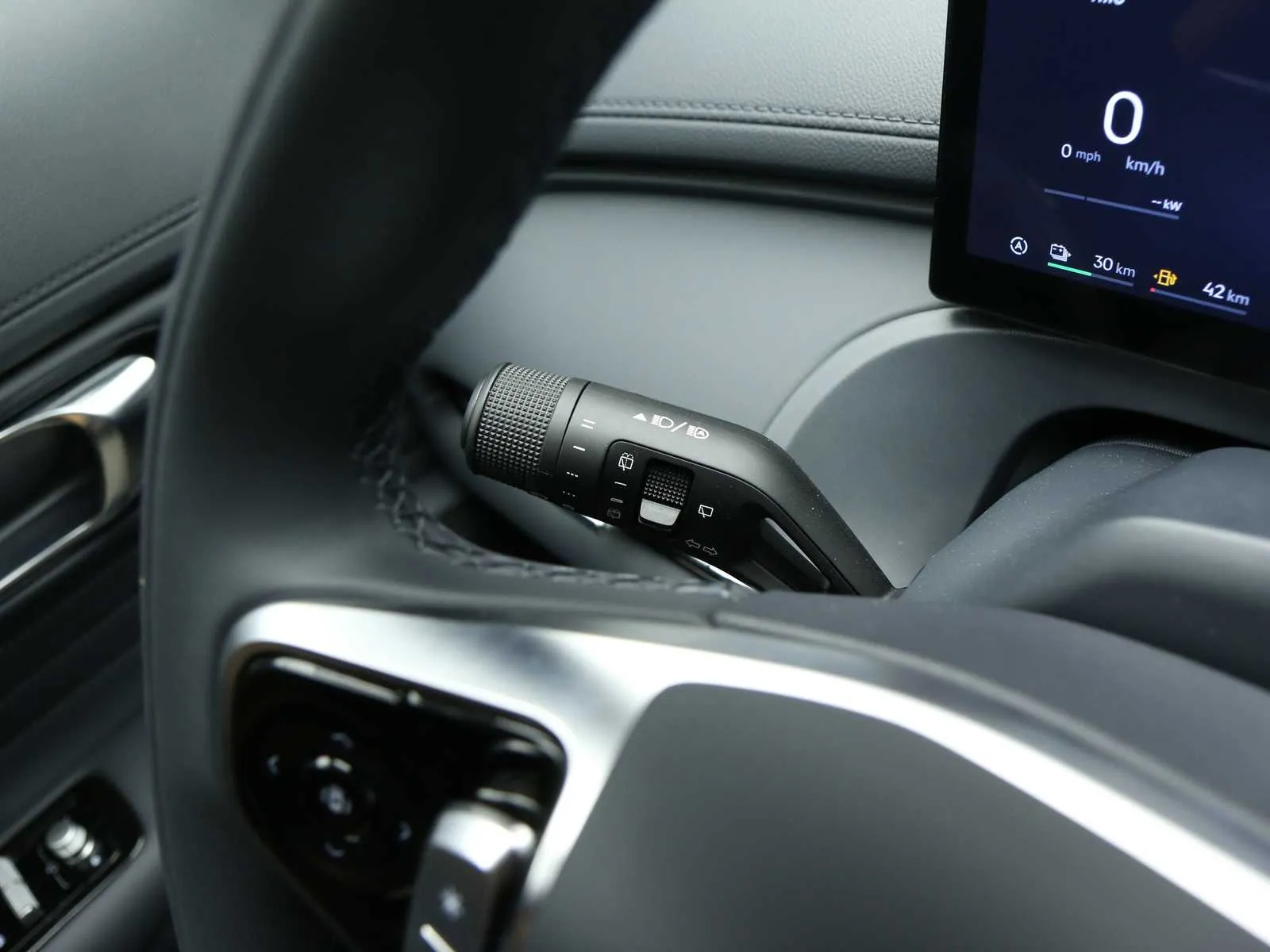 Geely Starray EM-i 1.5 phev Pro 2026 — foto 20