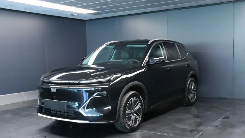 Geely Starray EM-i 1.5 phev Pro 2026