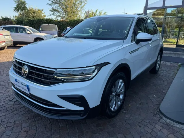 Volkswagen Tiguan 2.0 tdi Life 150cv dsg 2021 — foto 2