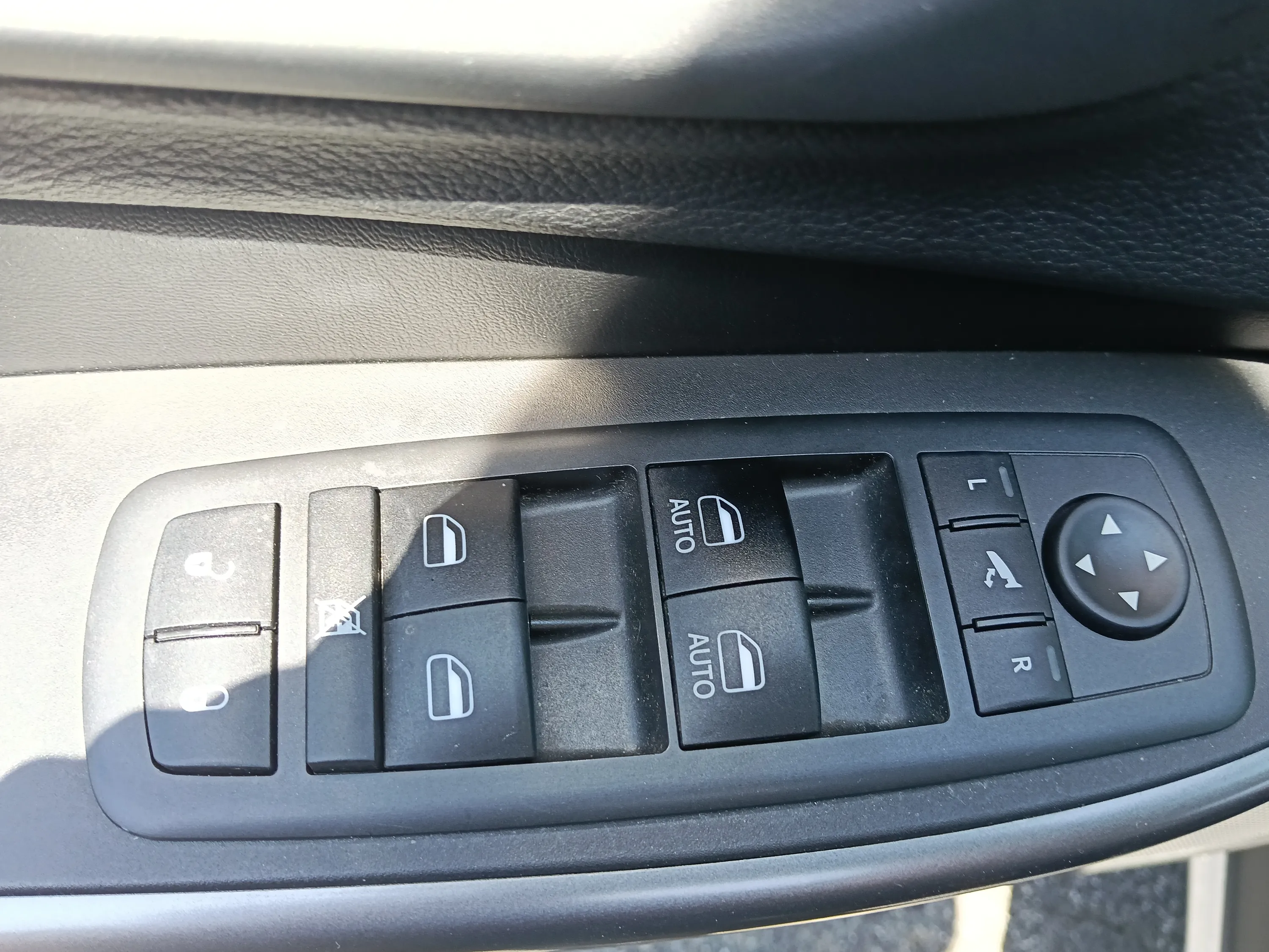 Jeep Cherokee 2.2 mjt Longitude fwd auto 2019 — foto 15