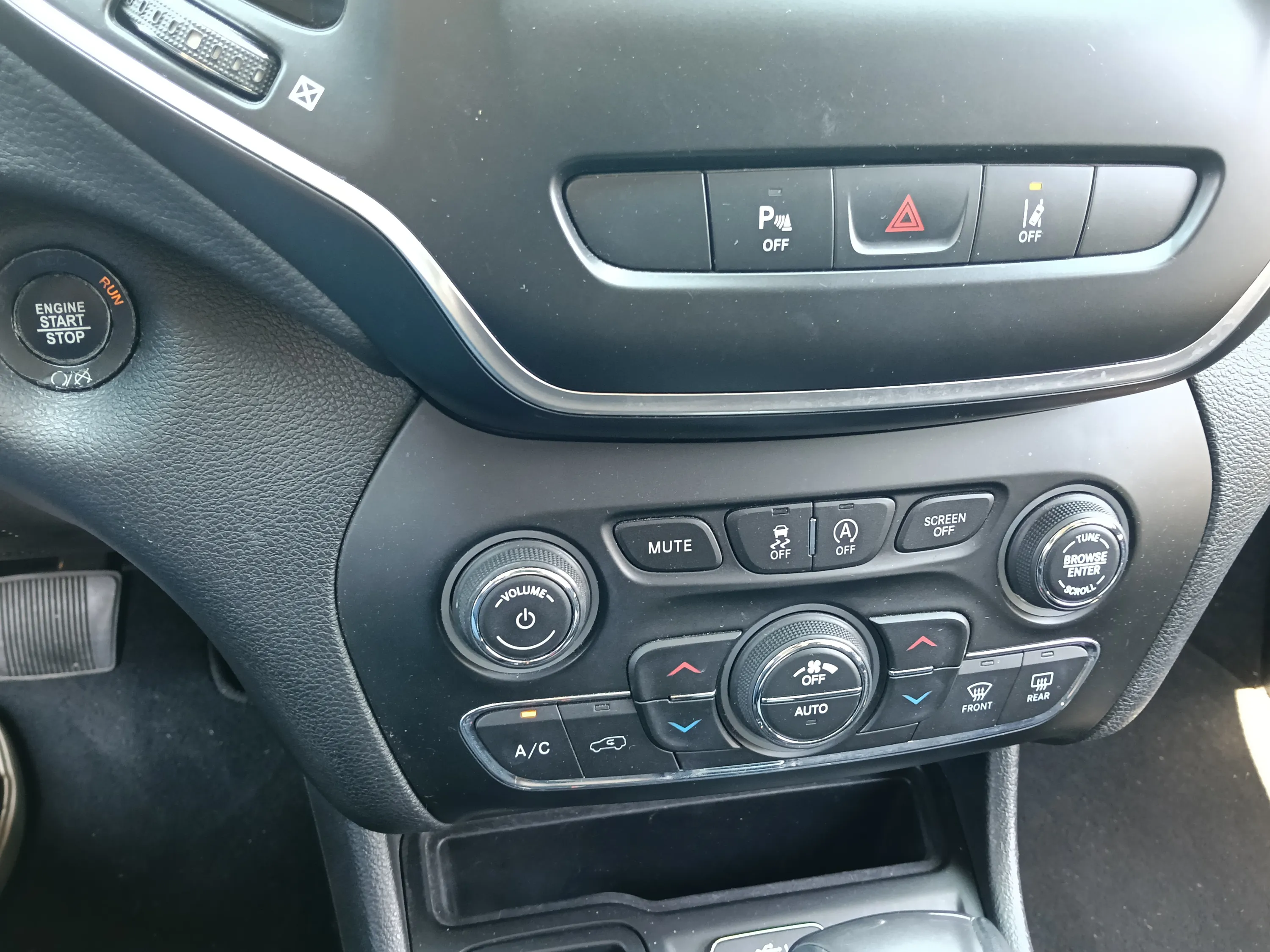 Jeep Cherokee 2.2 mjt Longitude fwd auto 2019 — foto 20