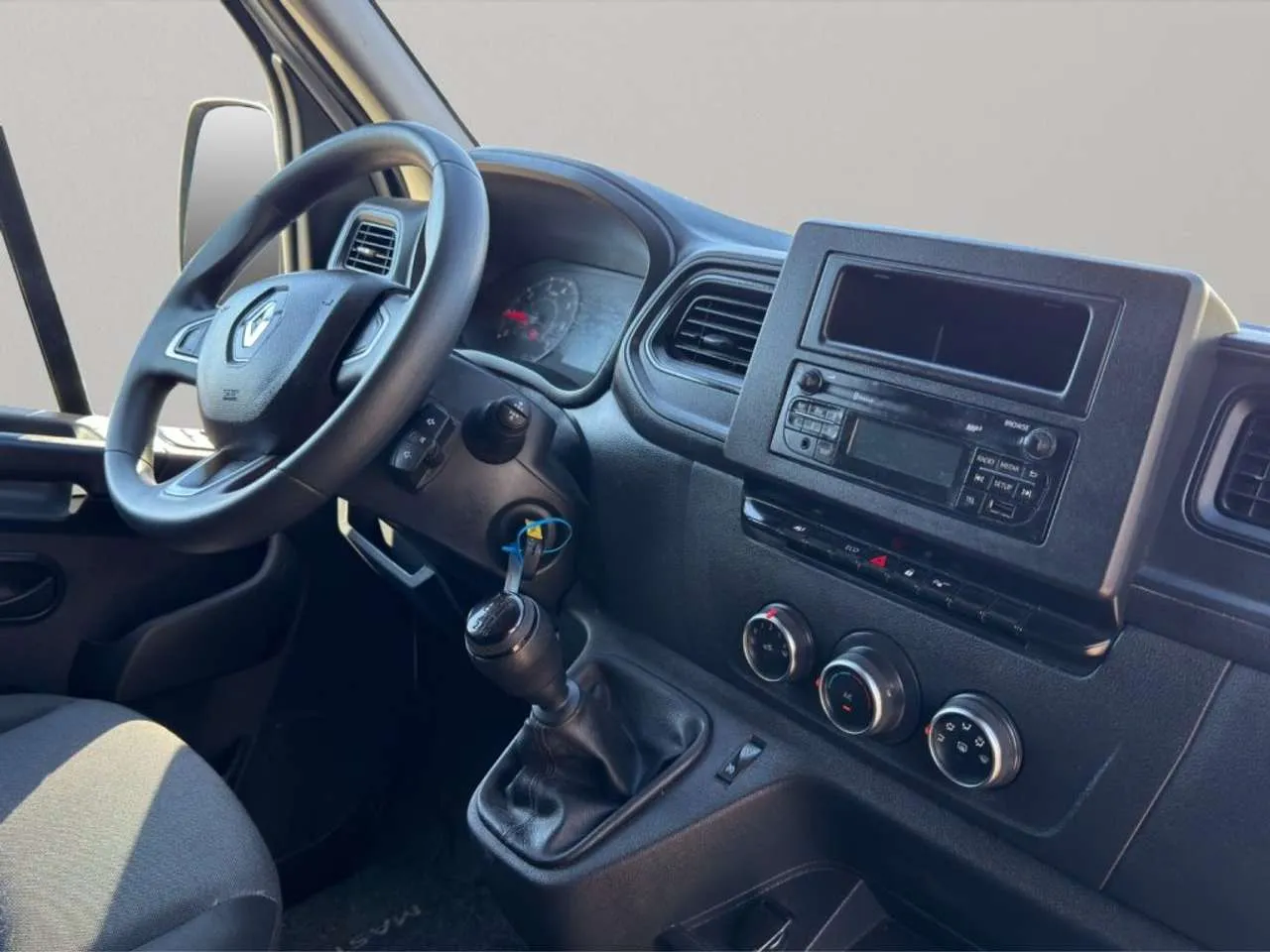 RENAULT Master L2H2 2.3 150CV 2022 — foto 10