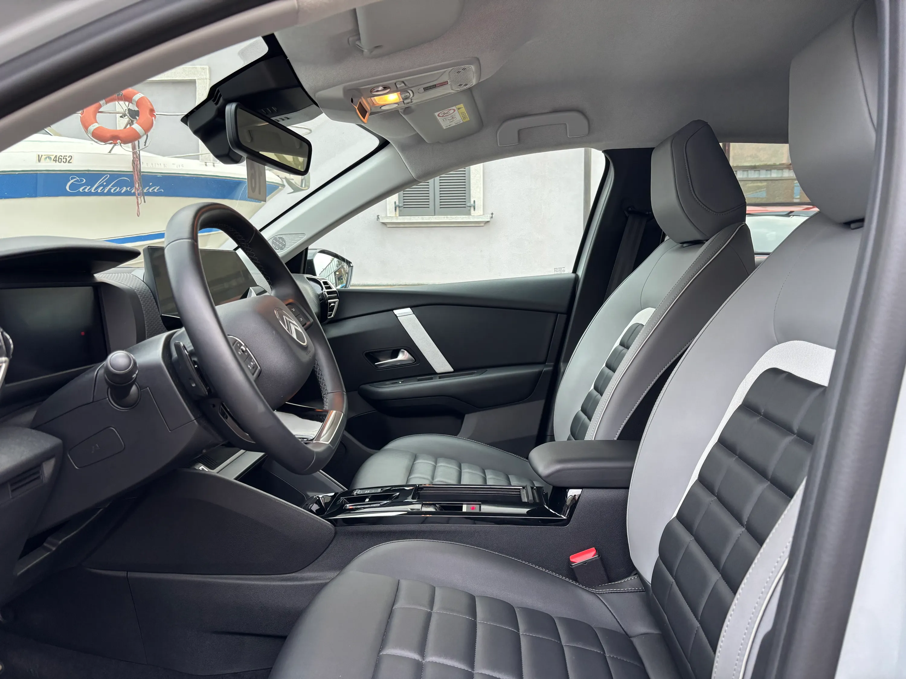Citroen C4 X 1.2 puretech Max s&s 130cv eat8 2025 — foto 11