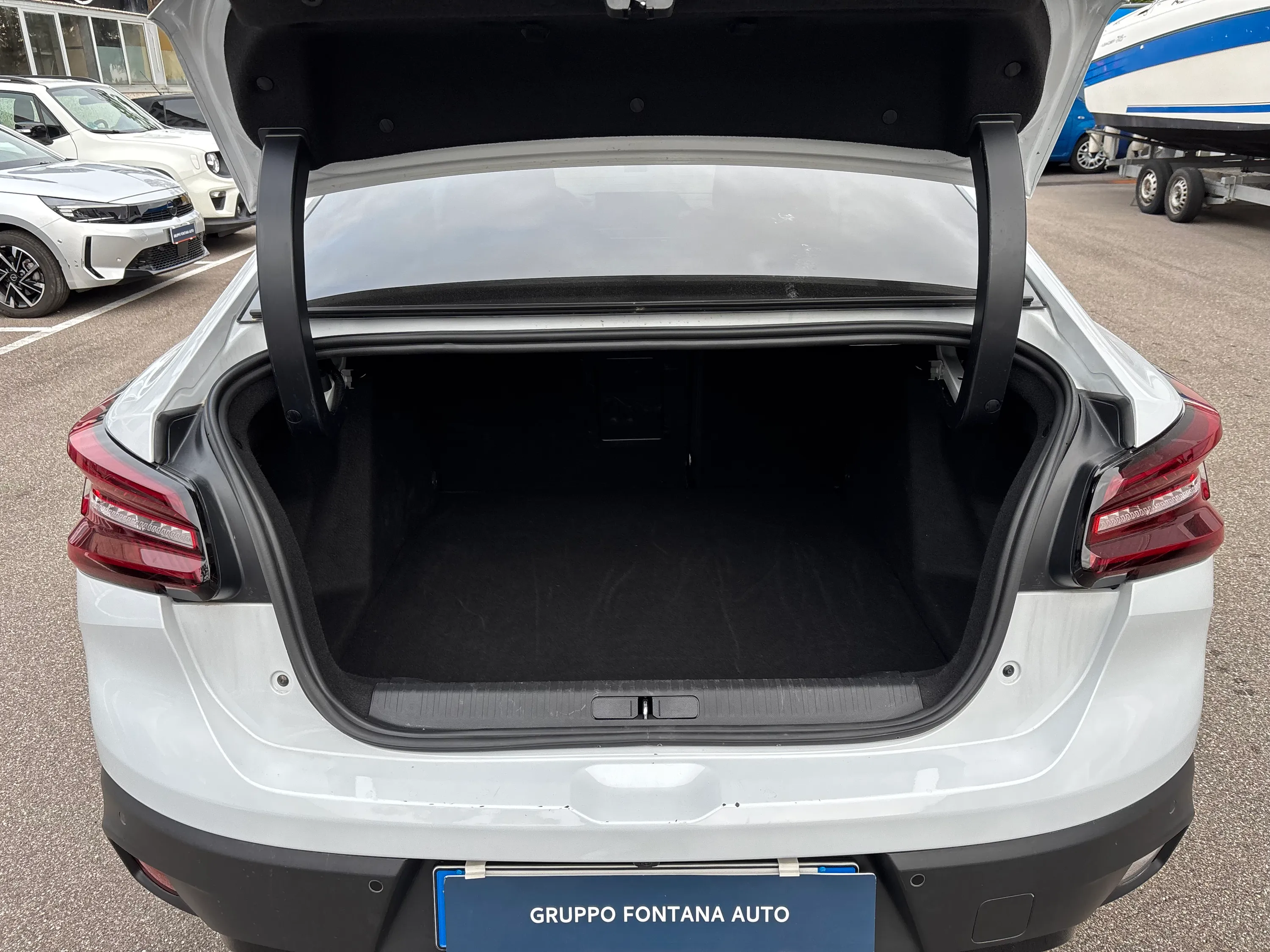 Citroen C4 X 1.2 puretech Max s&s 130cv eat8 2025 — foto 15