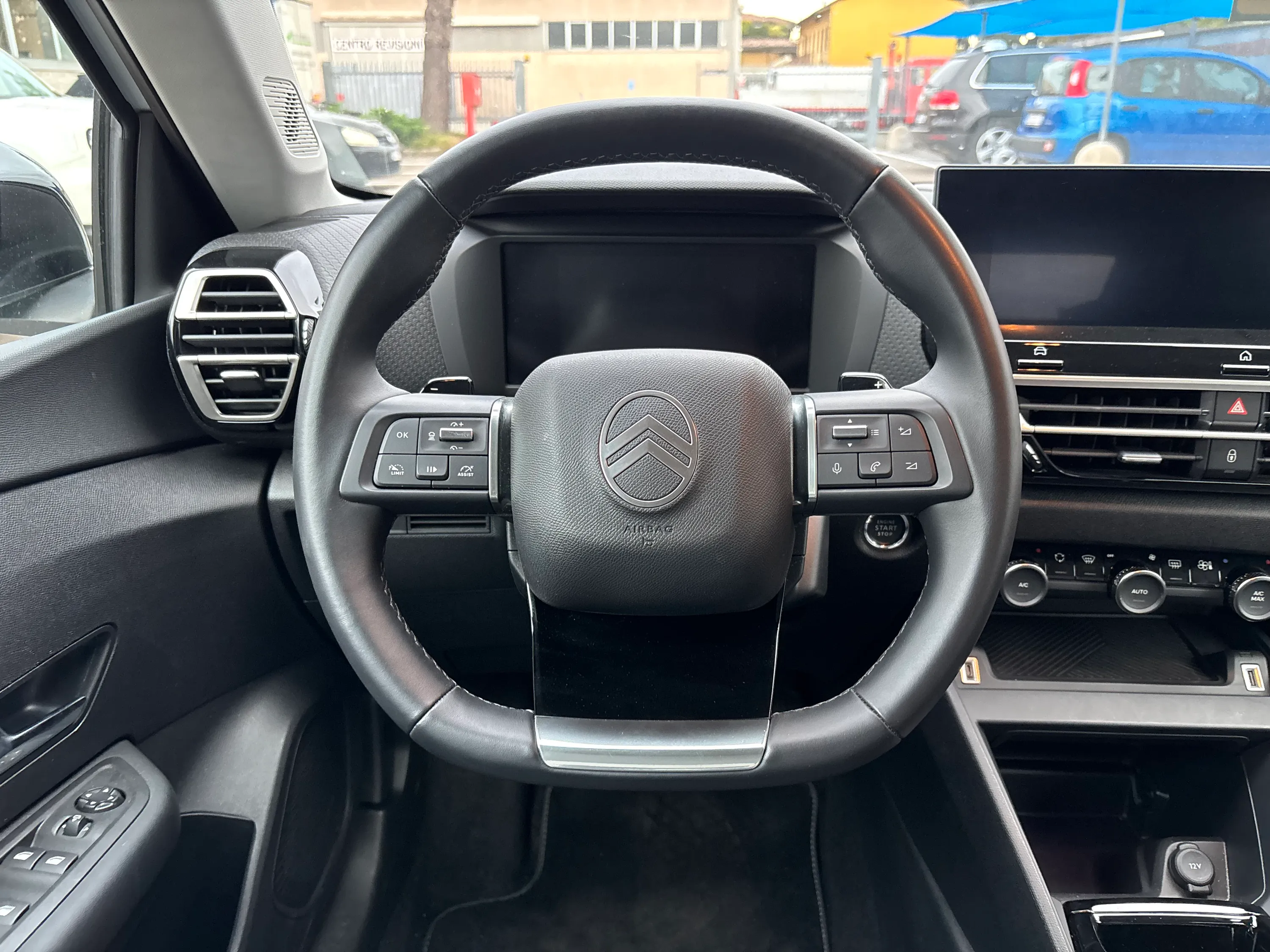 Citroen C4 X 1.2 puretech Max s&s 130cv eat8 2025 — foto 7