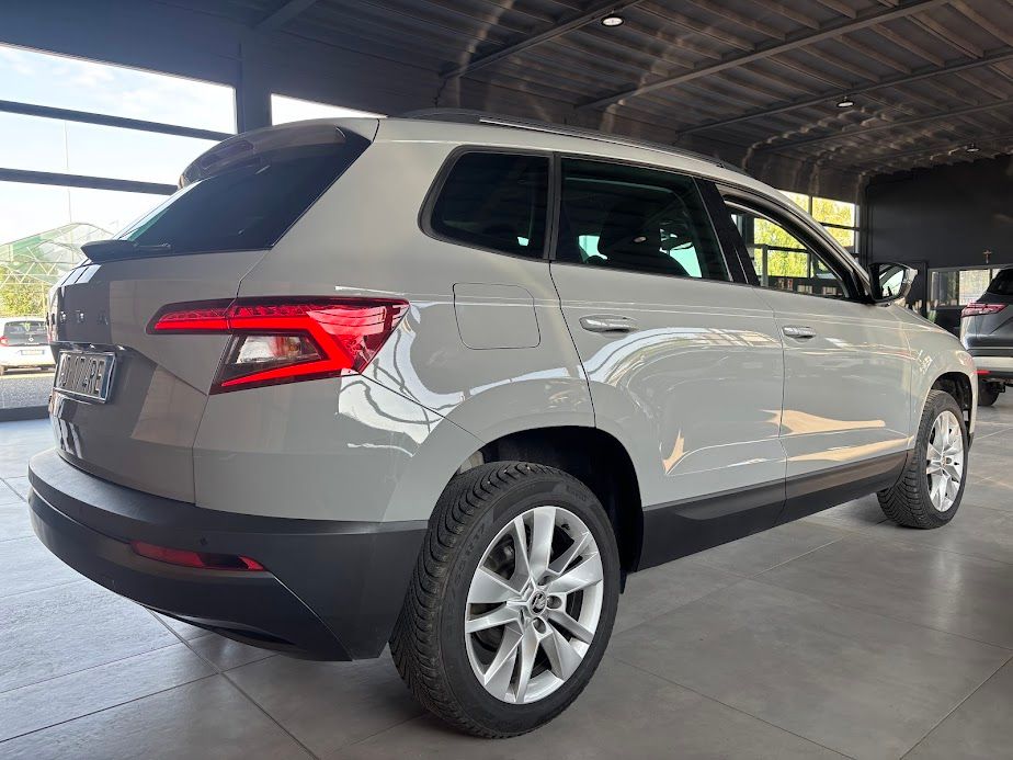 Skoda Karoq 1.6 tdi scr Executive dsg 116CV 2020 — foto 4