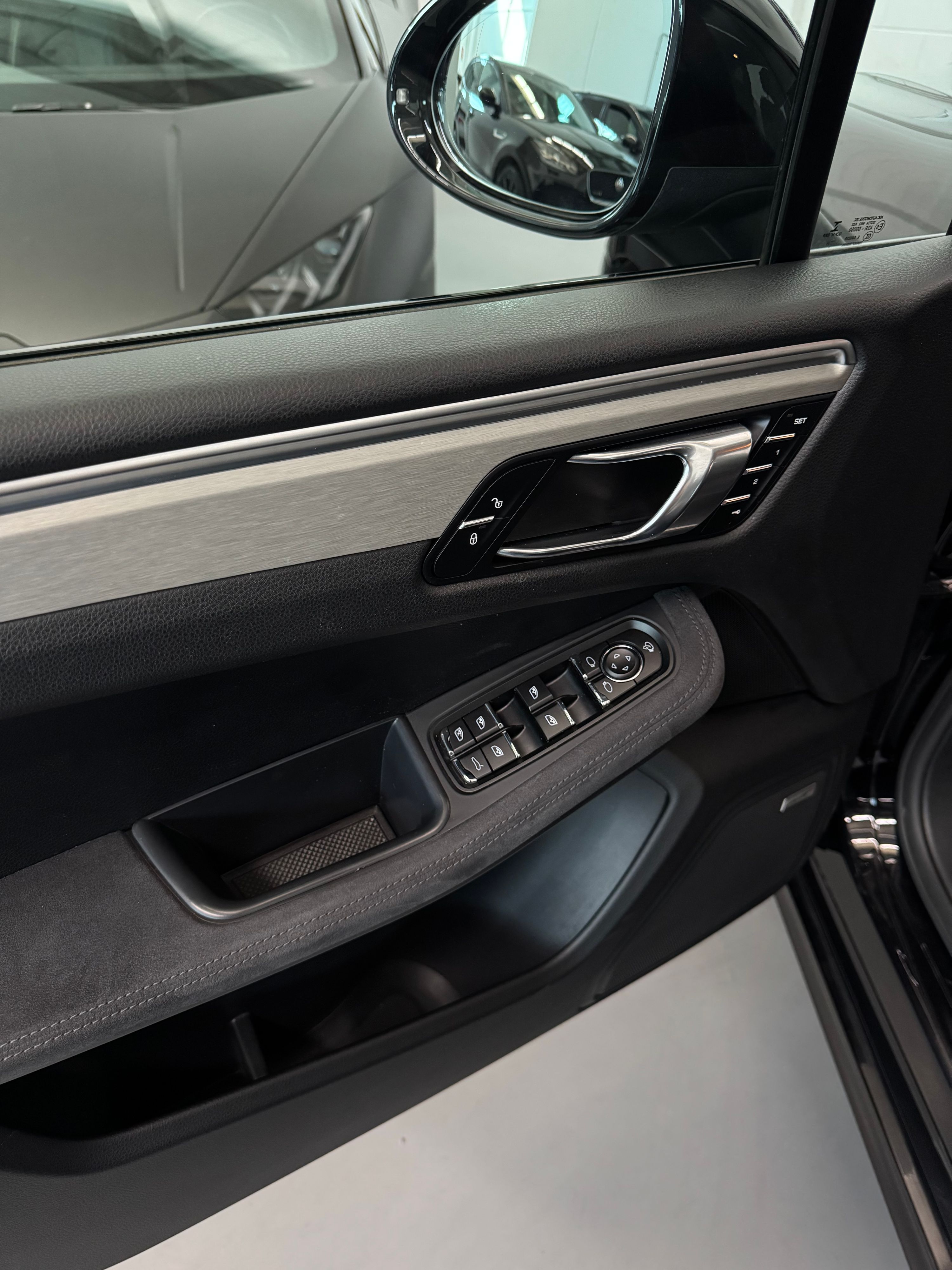Porsche Macan GTS 3.0cc 360cv CarPlay Tetto apribile Finanziabile 2017 — foto 9