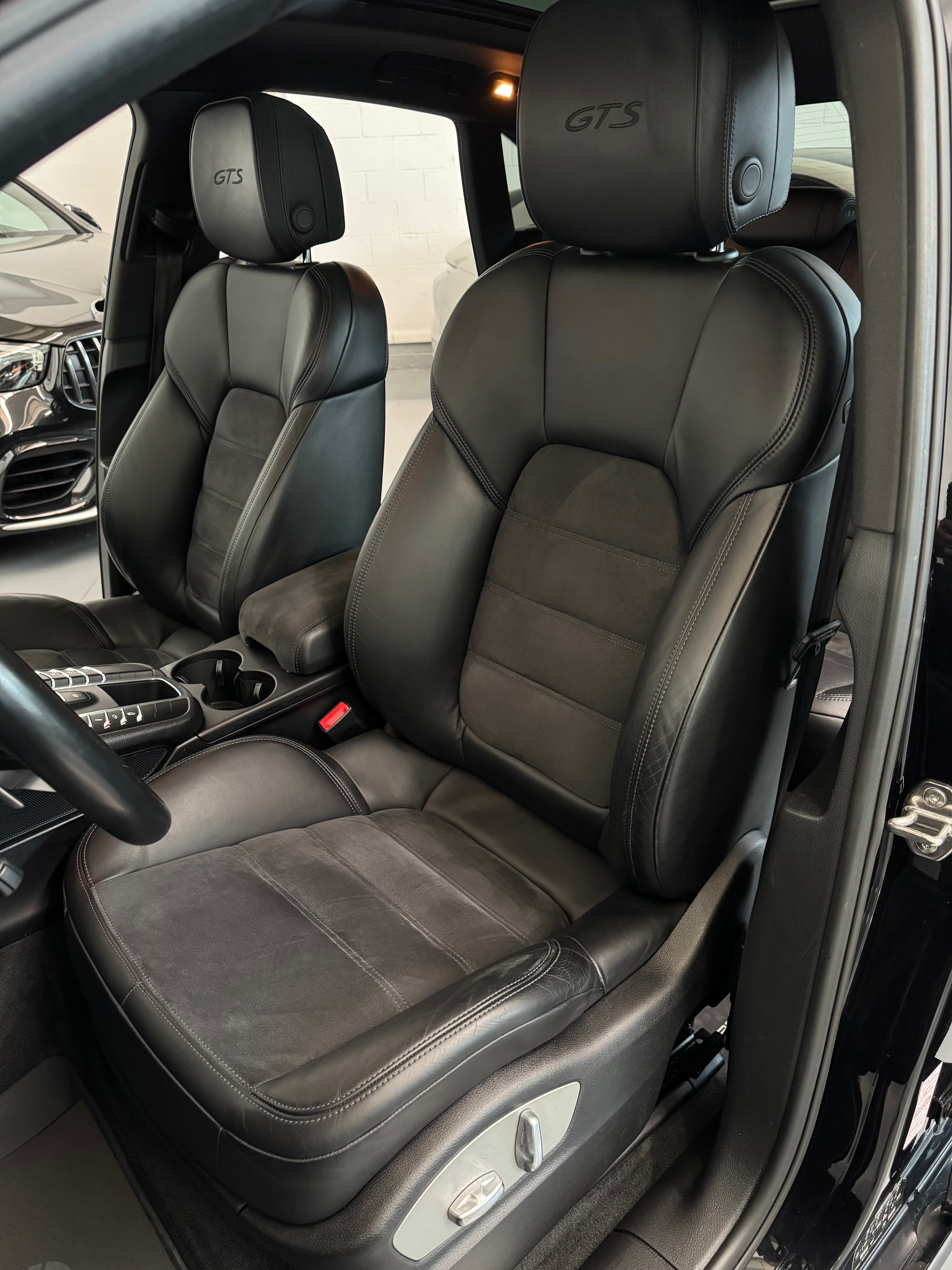 Porsche Macan GTS 3.0cc 360cv CarPlay Tetto apribile Finanziabile 2017 — foto 10